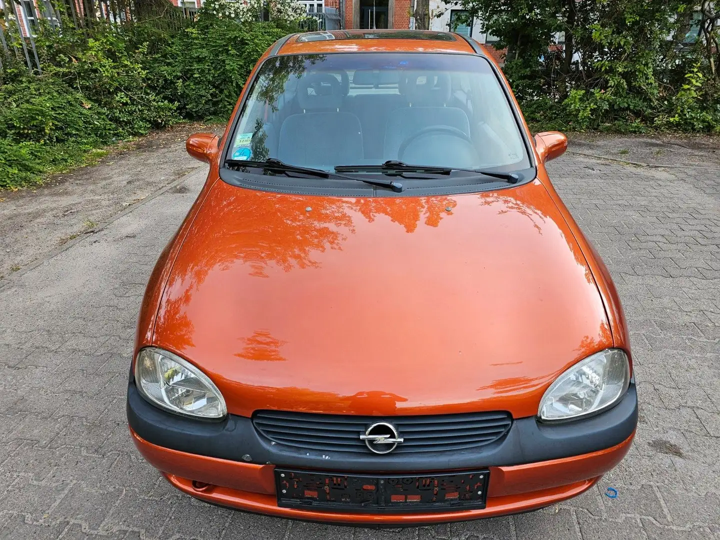 Opel Corsa B 1.4 Automatik Orange - 2