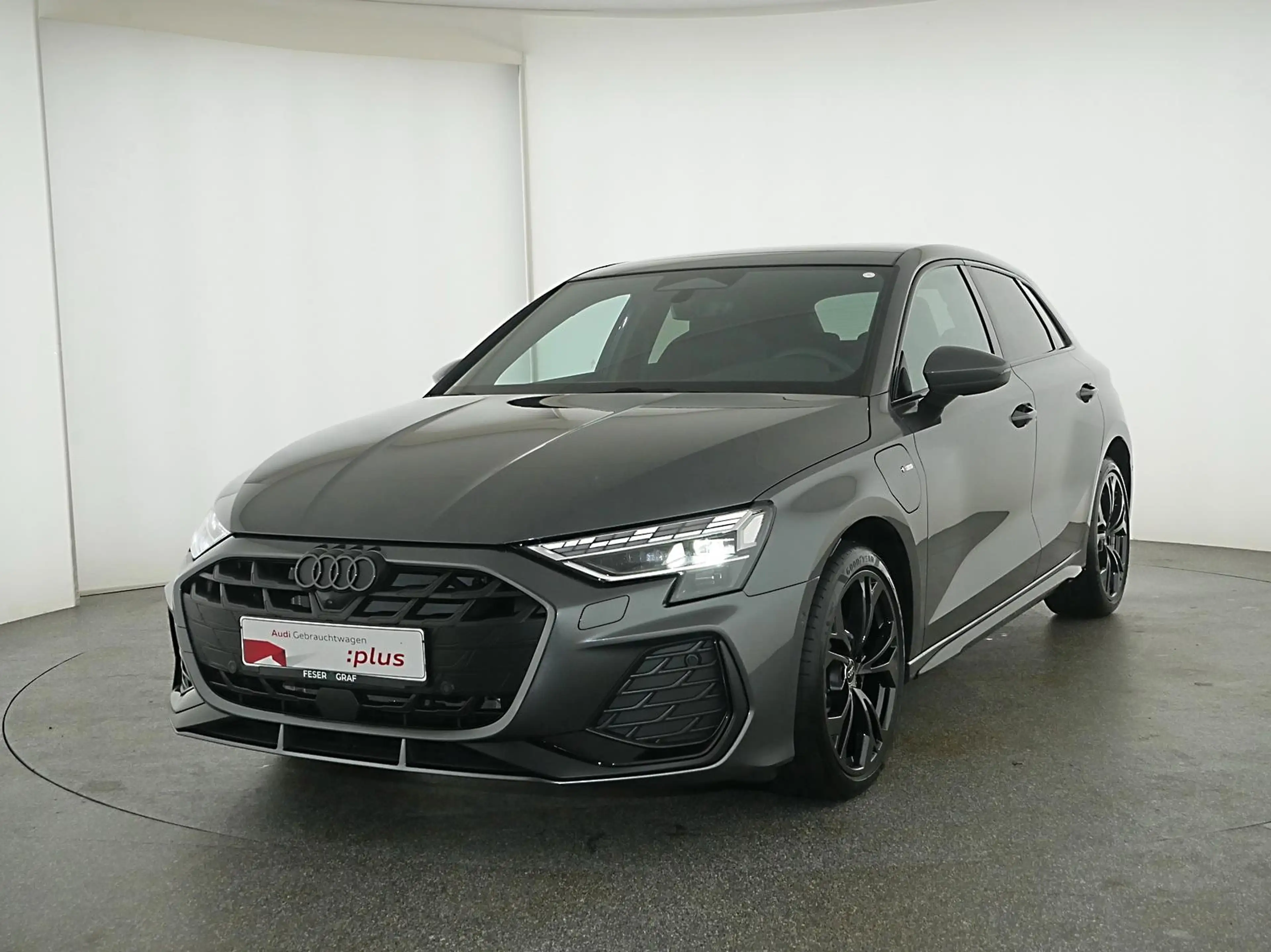 Audi A3 TFSI e S line virtual/Navi+/Matrix LED — photo 13