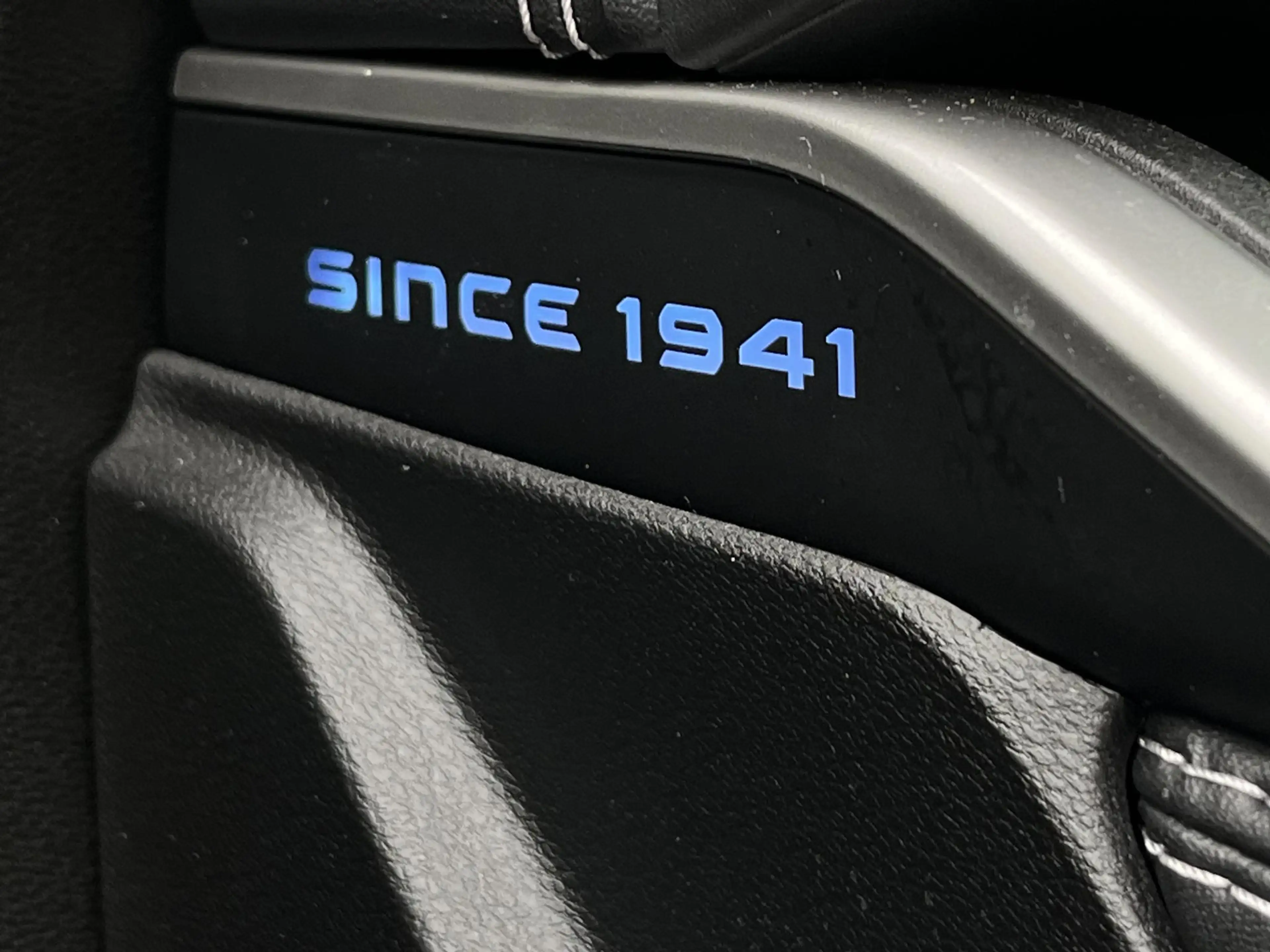 Jeep Compass First Edition 74 kWh | Apple/Android | Panaroma/sc — photo 25