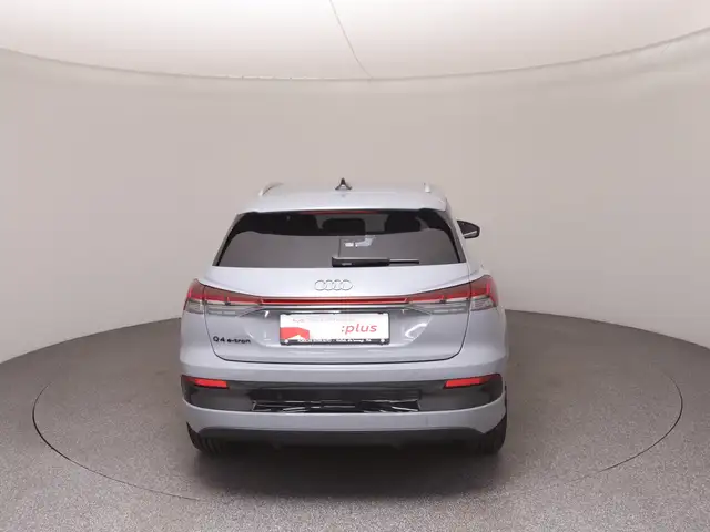Audi Q4 e-tron view 6