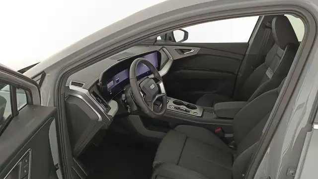 Audi Q4 e-tron view 9