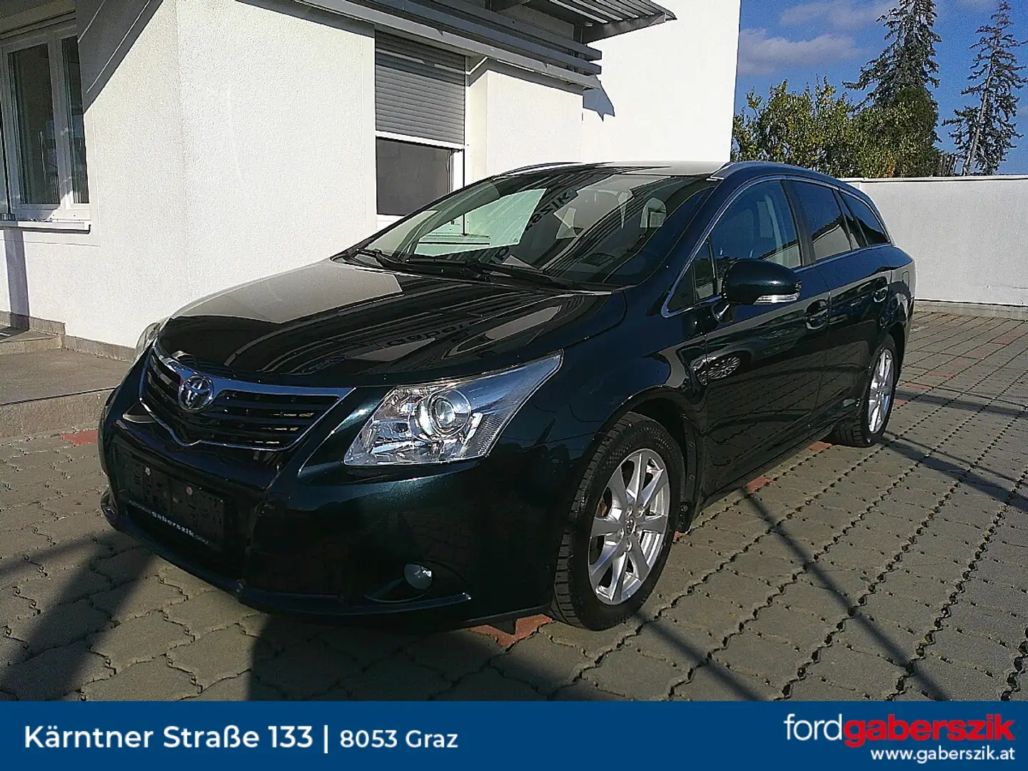 Toyota Avensis 1,8 Valvematic Comfort Blau - 1