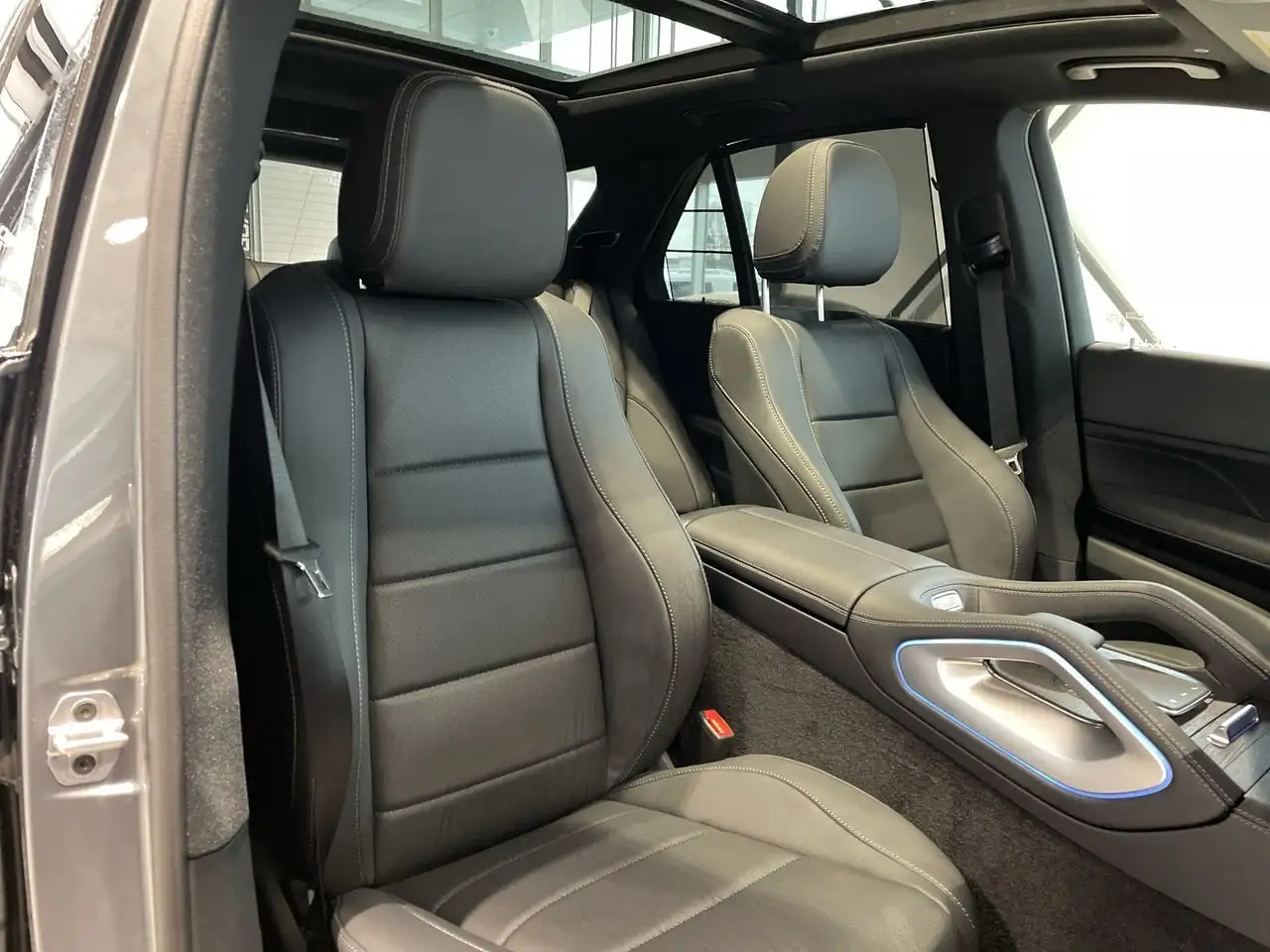 Mercedes-Benz GLE снимка Mercedes-Benz GLE