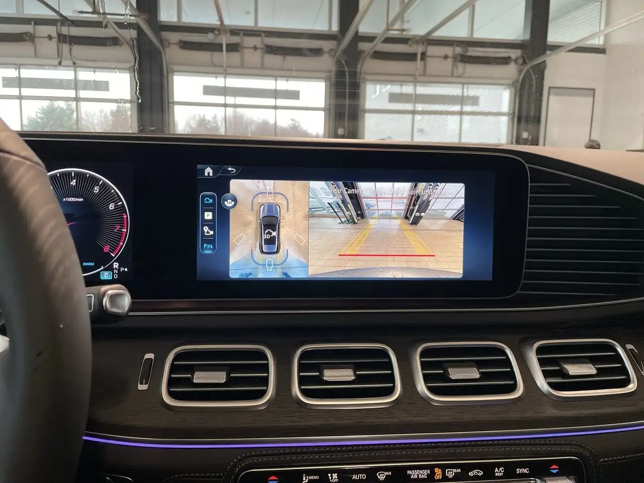 Mercedes-Benz GLE снимка Mercedes-Benz GLE