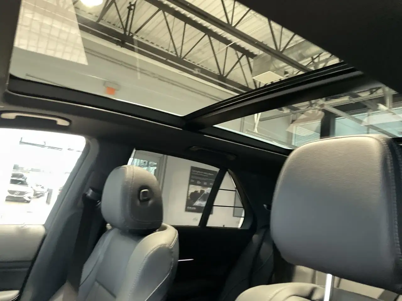 Mercedes-Benz GLE снимка Mercedes-Benz GLE