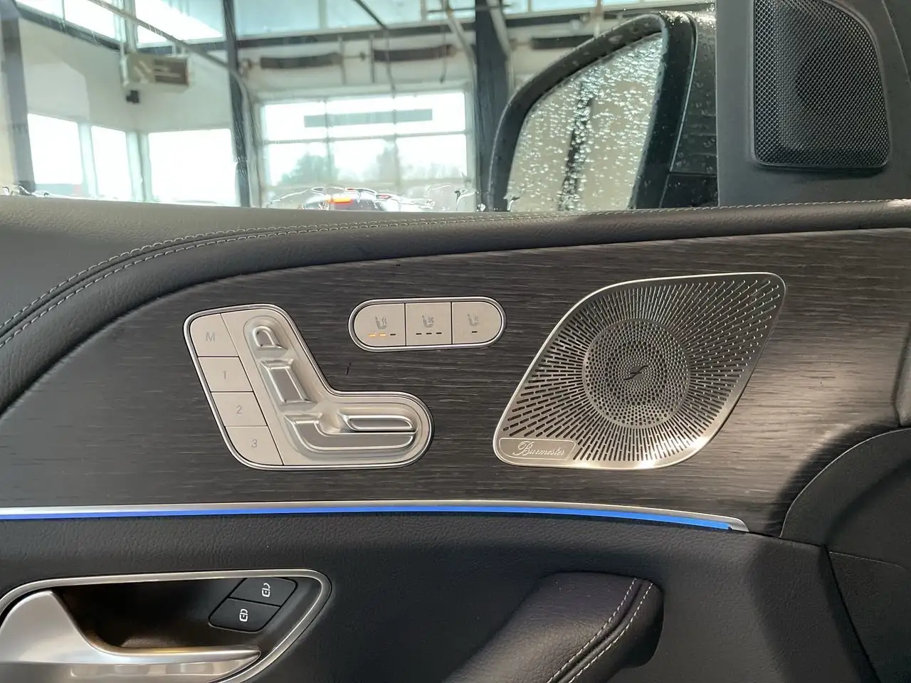 Mercedes-Benz GLE снимка Mercedes-Benz GLE