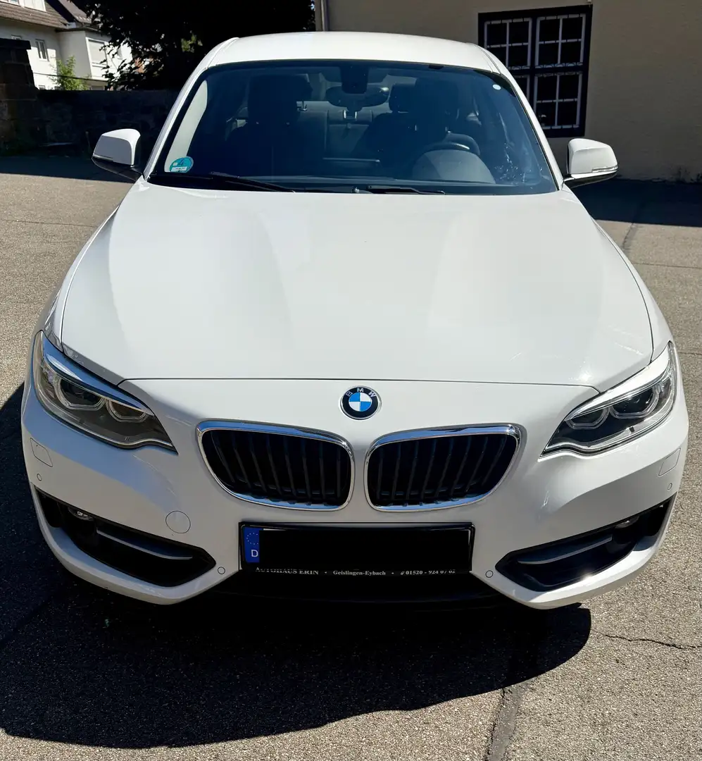 BMW 218 BMW 218d Coupé Sport Line *TÜV neu Weiß - 2