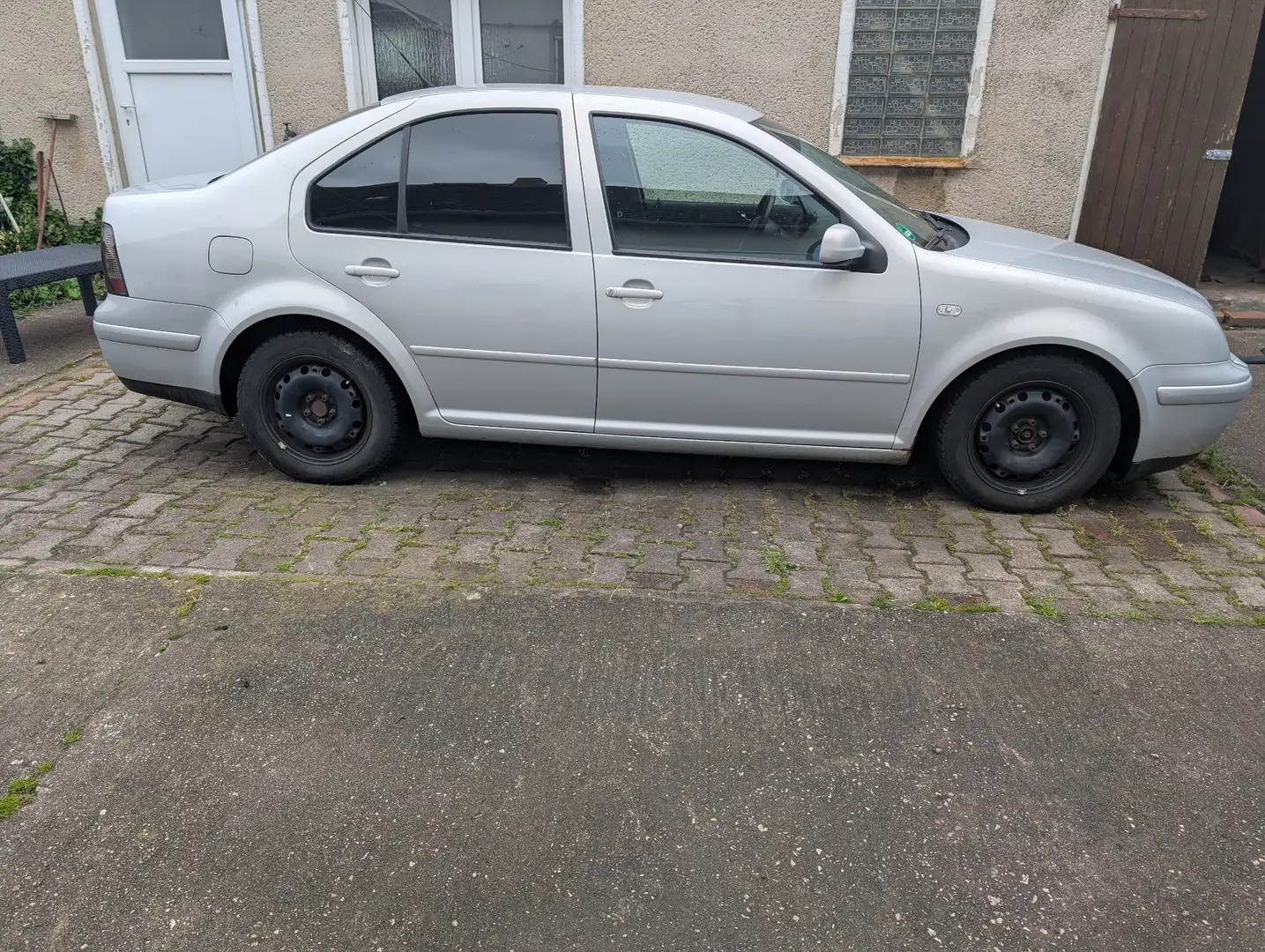 Volkswagen Bora 2.3 V5 Highline - 2