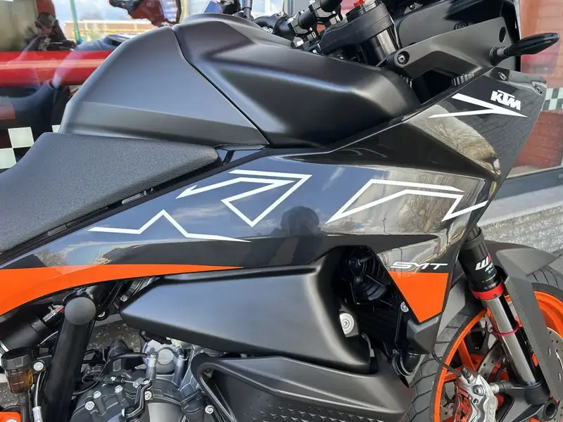 KTM 890 SMT - foto 6