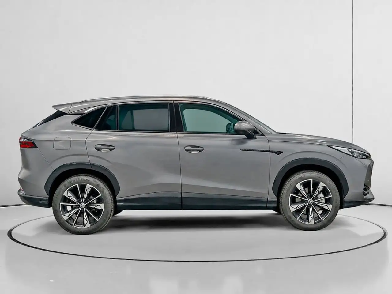 2025 MG HS 1.5 T-GDI Luxury Aut., photograph 2