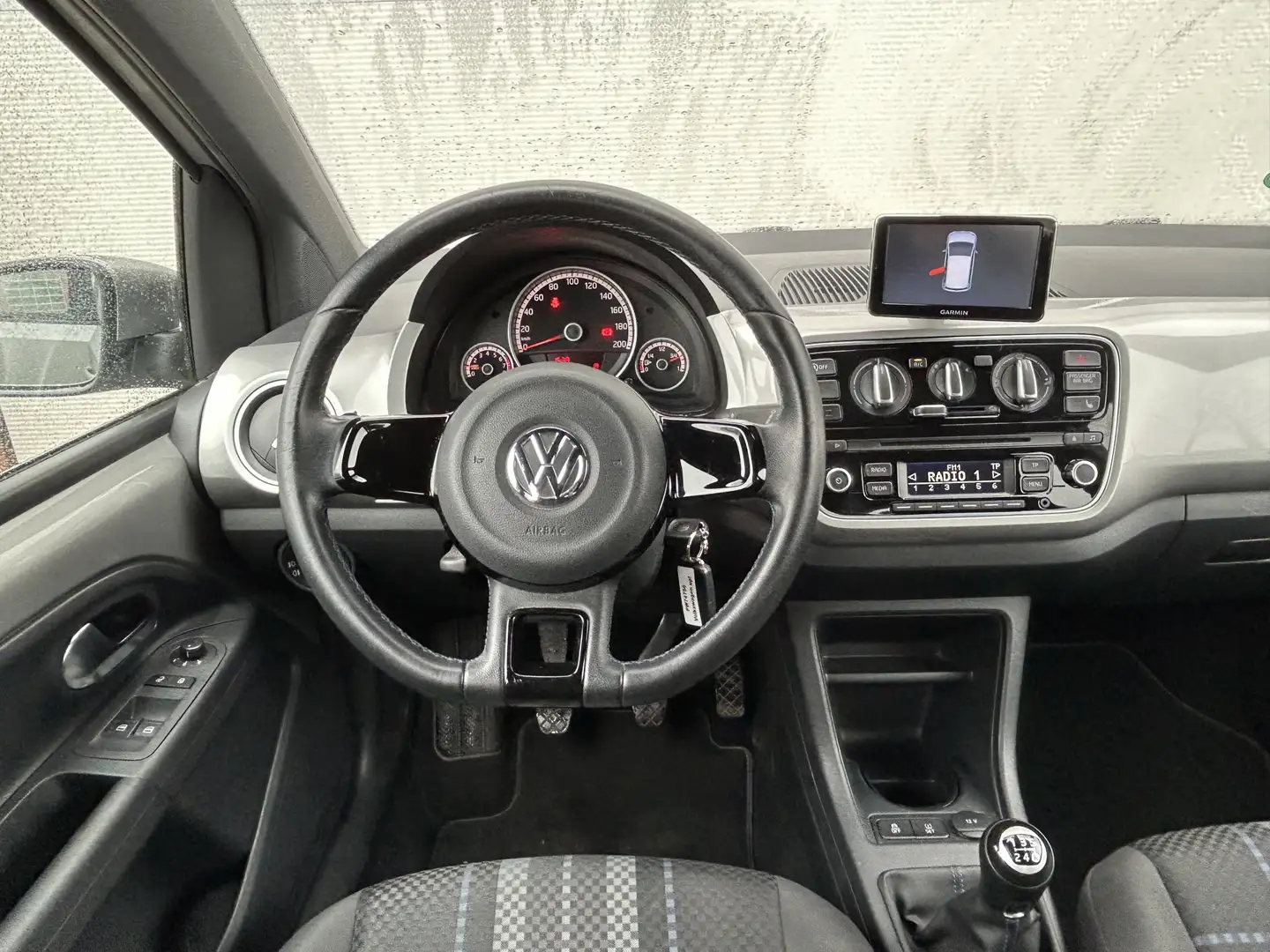 Volkswagen up! 1.0 high up! Club Up! 75pk|Cruise|Navi|PDC Grijs - 2
