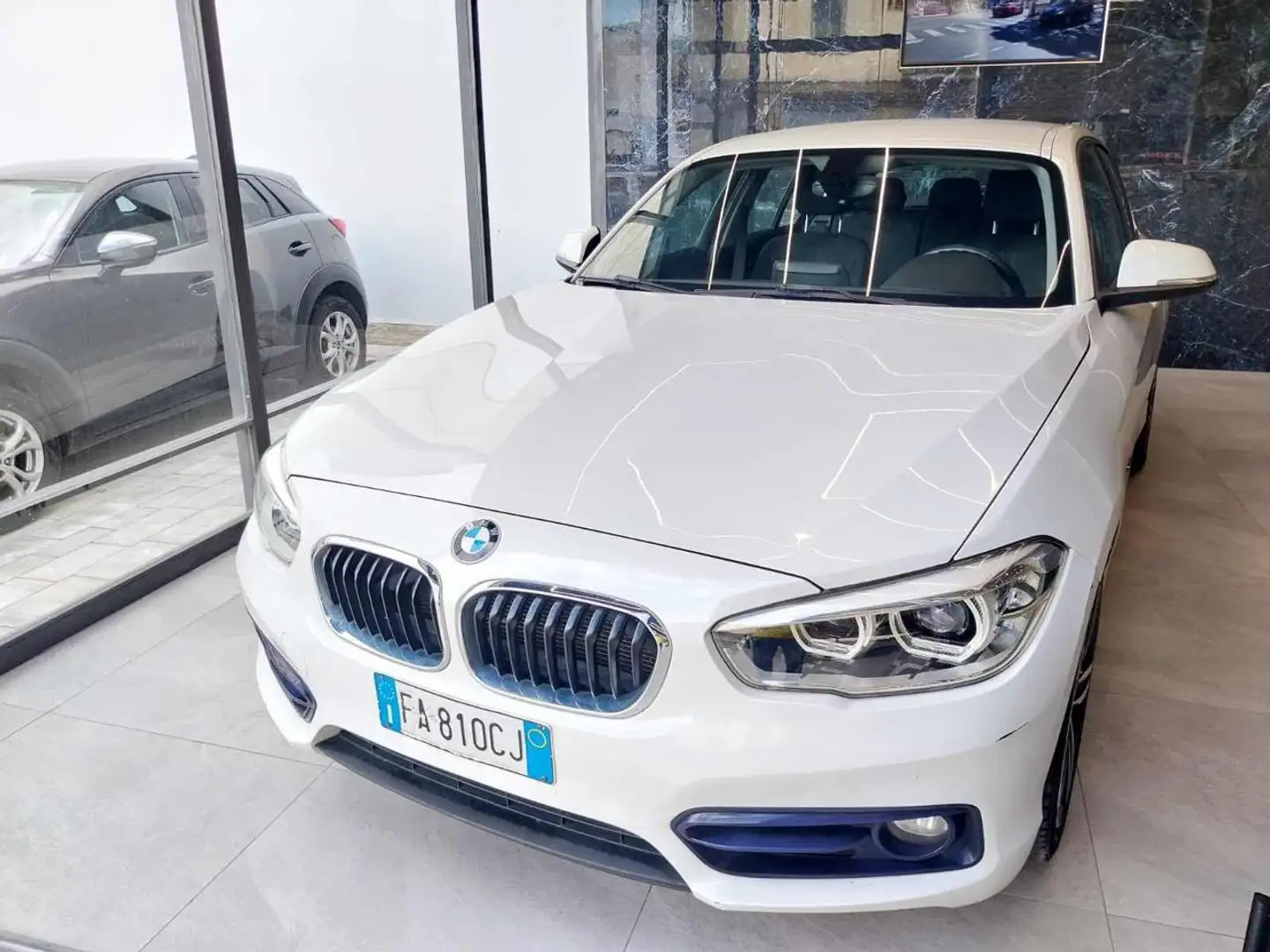 BMW 118 d 5p. aut. Msport (Garanzia 12 Mesi) Bianco - 2