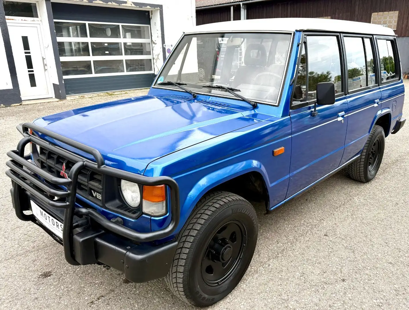 Mitsubishi Pajero 3.0 V6 4x4 Tüv NEU+7-Sitzer+TOP Blau - 1