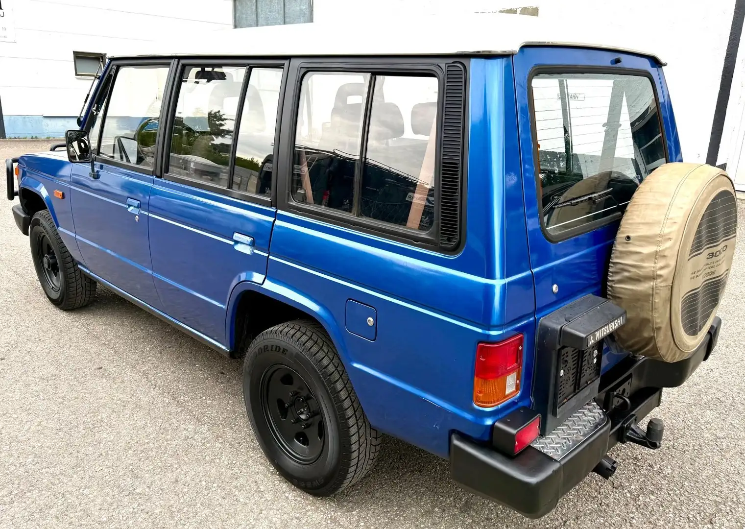 Mitsubishi Pajero 3.0 V6 4x4 Tüv NEU+7-Sitzer+TOP Blau - 2