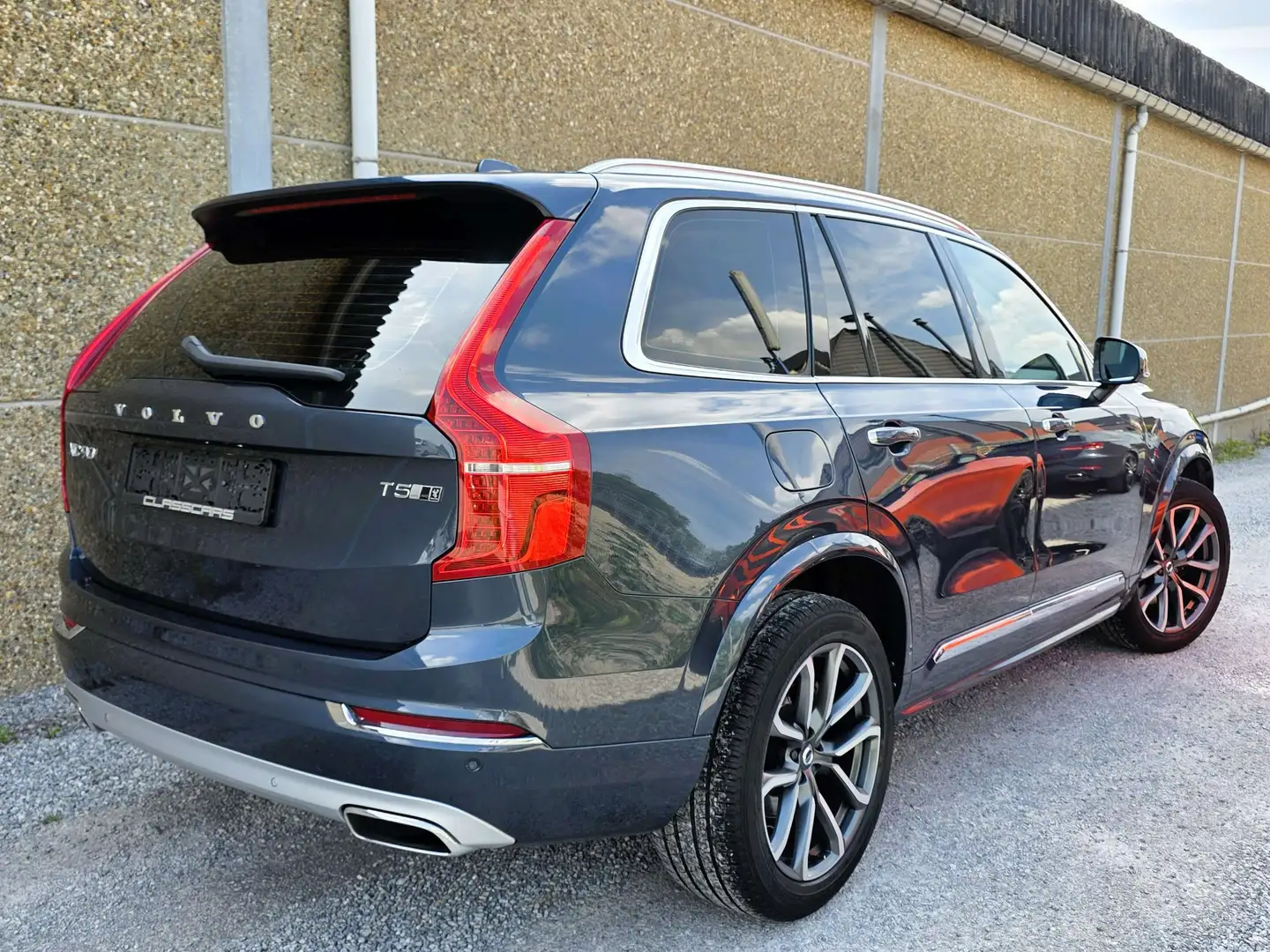 Volvo XC90 2.0 T5 4WD INSCRIPTION AUTO 7PL CAM360 PANO EU6d-T Gris - 2