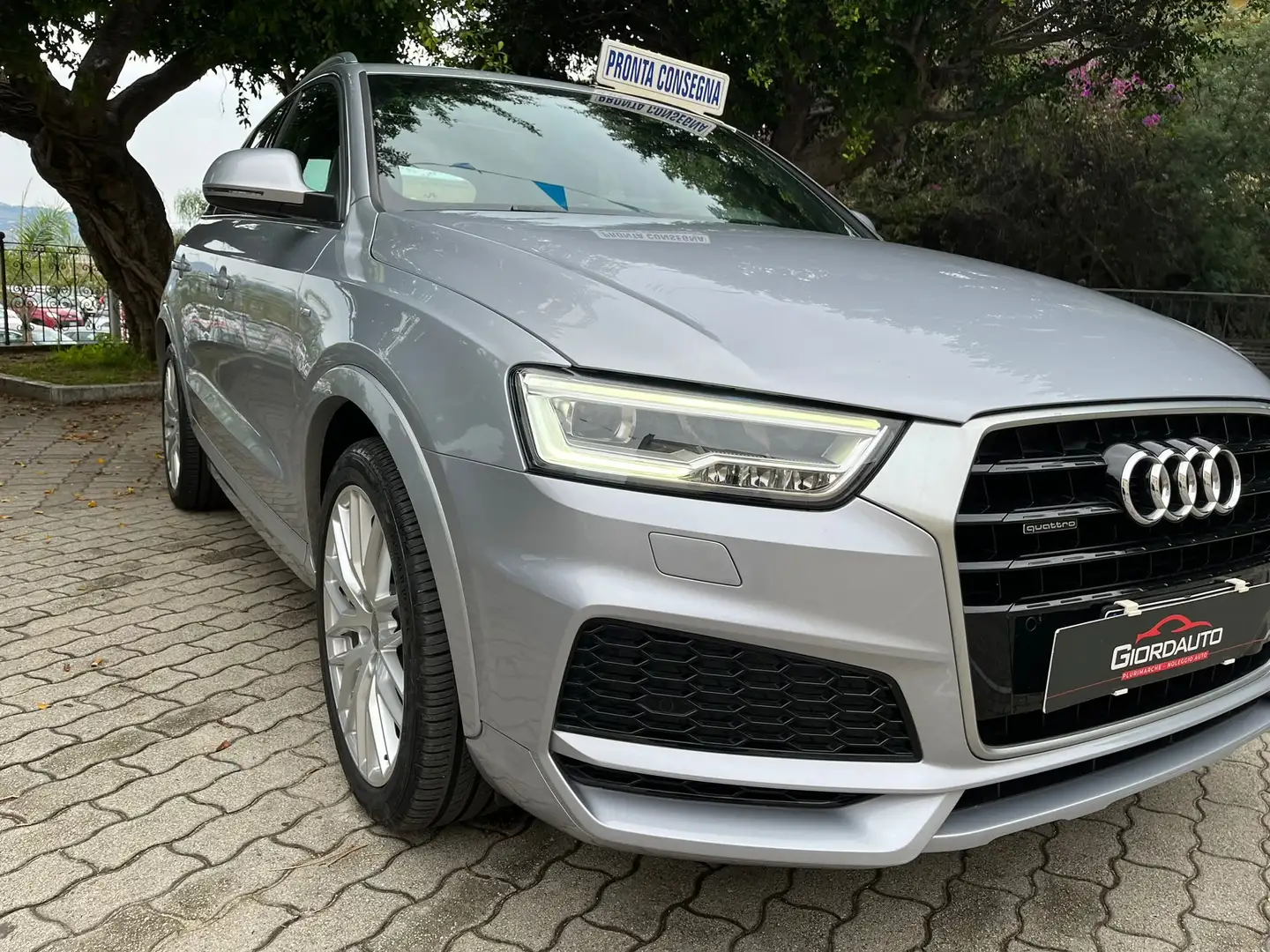 Audi Q3 Q3 2.0 tdi Sport 150cv s-tronic Quatt. Grigio - 2