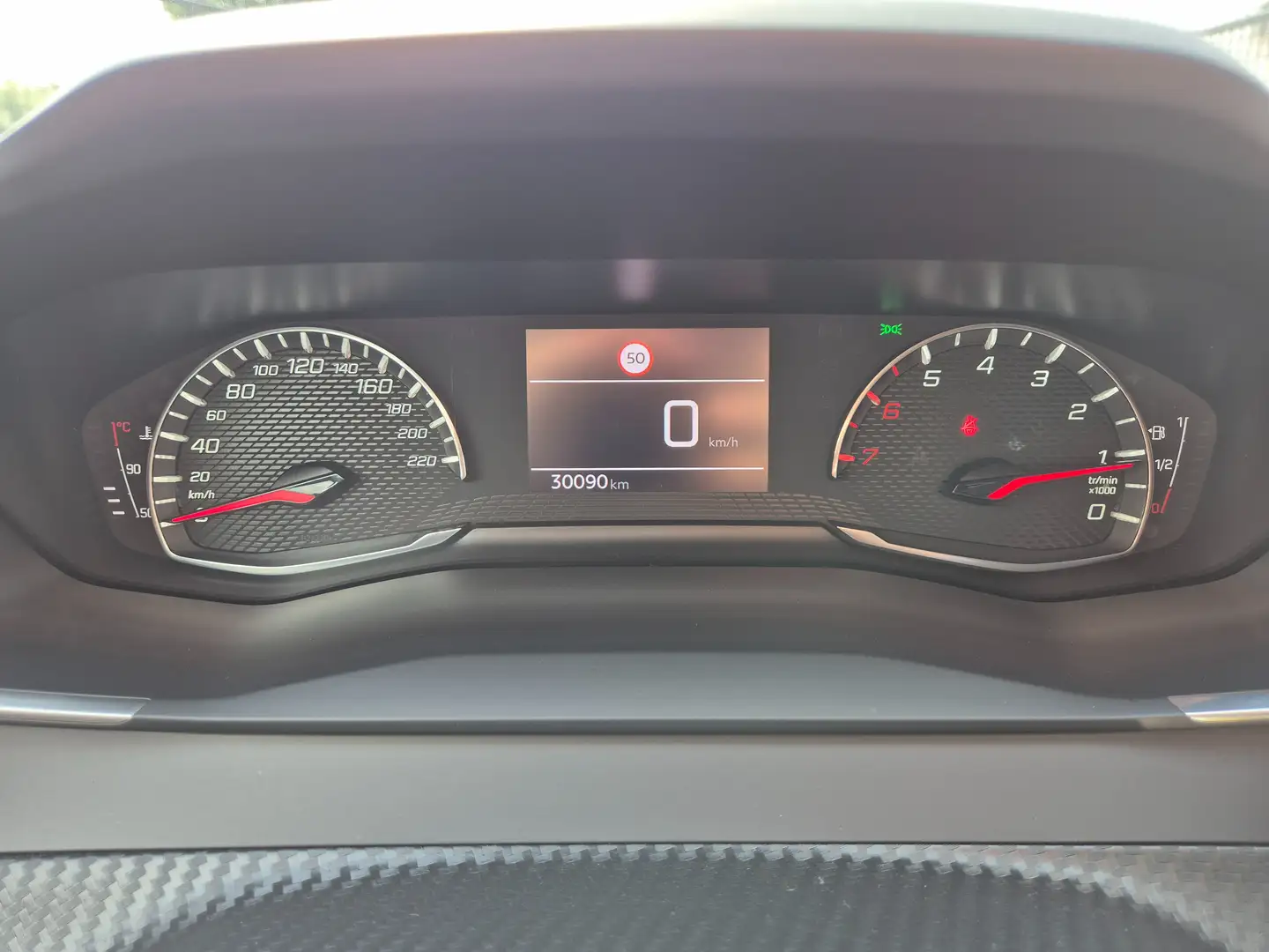 Peugeot 208 1.2i -EU6D- GARANTIE 1AN - GPS - CLIM - PDC Grijs - 2