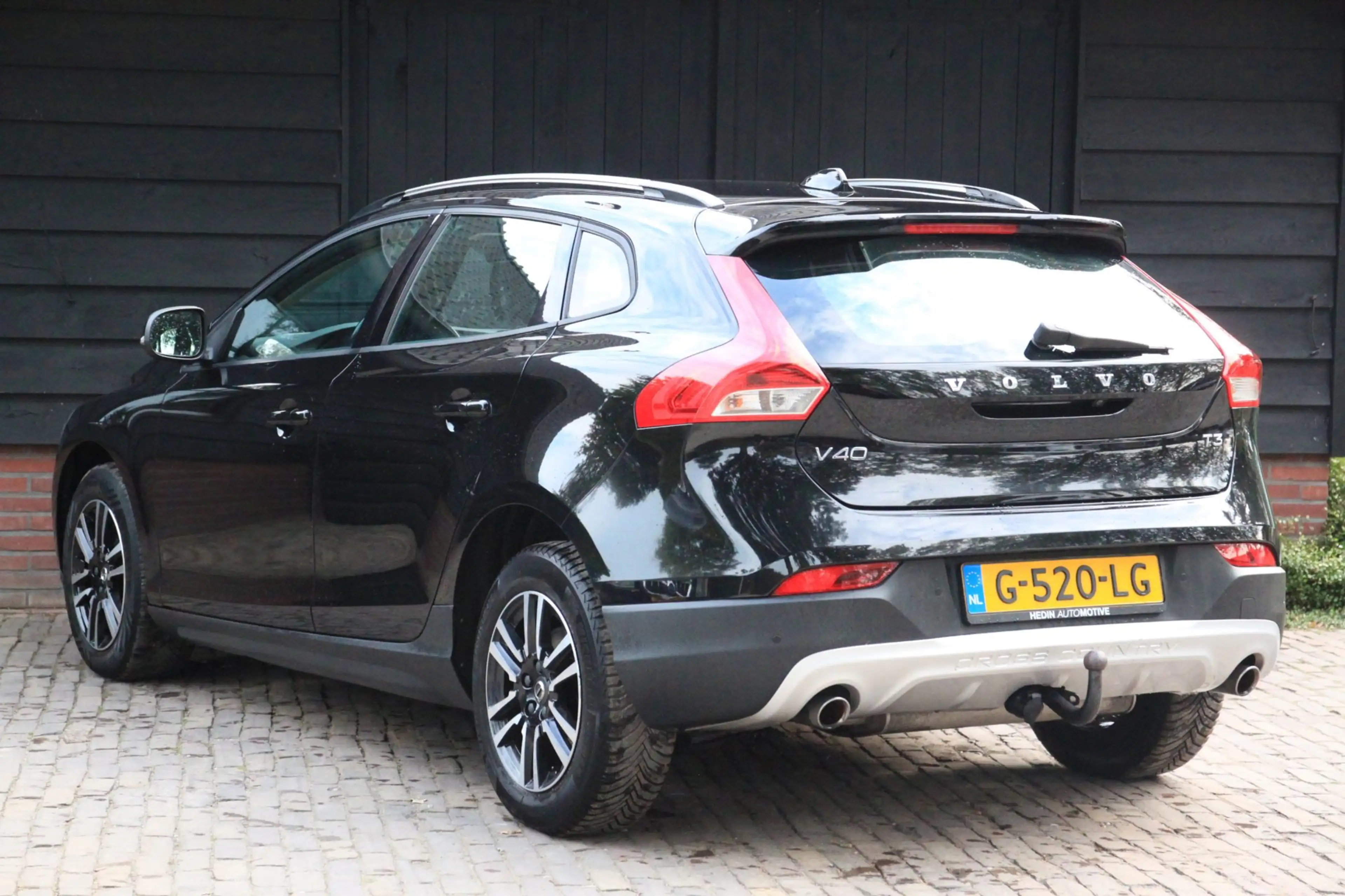 Volvo V40 Cross Country 1.5 T3 Edition+ Camera/Leer/Adaptive/Blis/Parkeers — photo 5