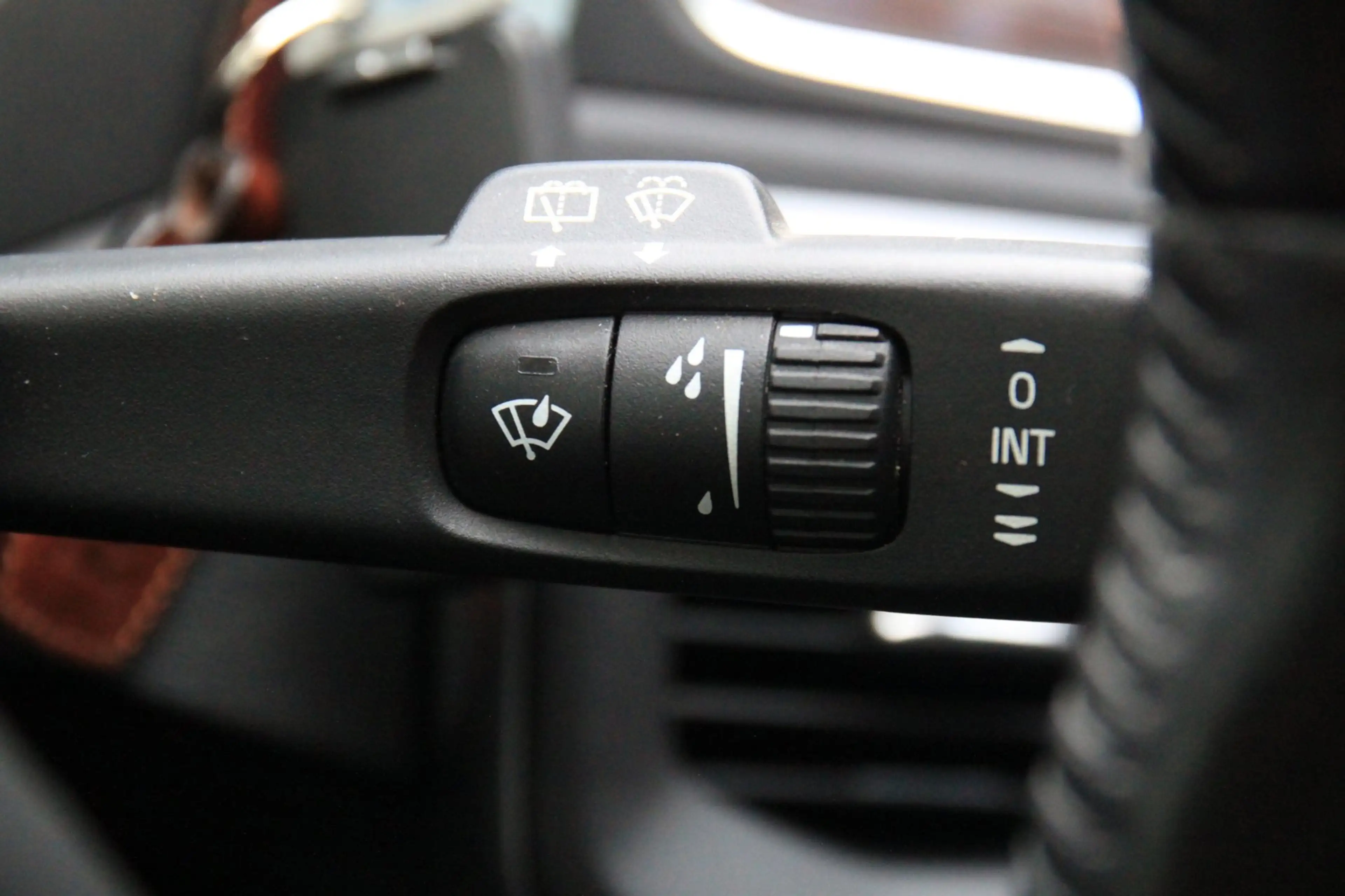Volvo V40 Cross Country 1.5 T3 Edition+ Camera/Leer/Adaptive/Blis/Parkeers — photo 25