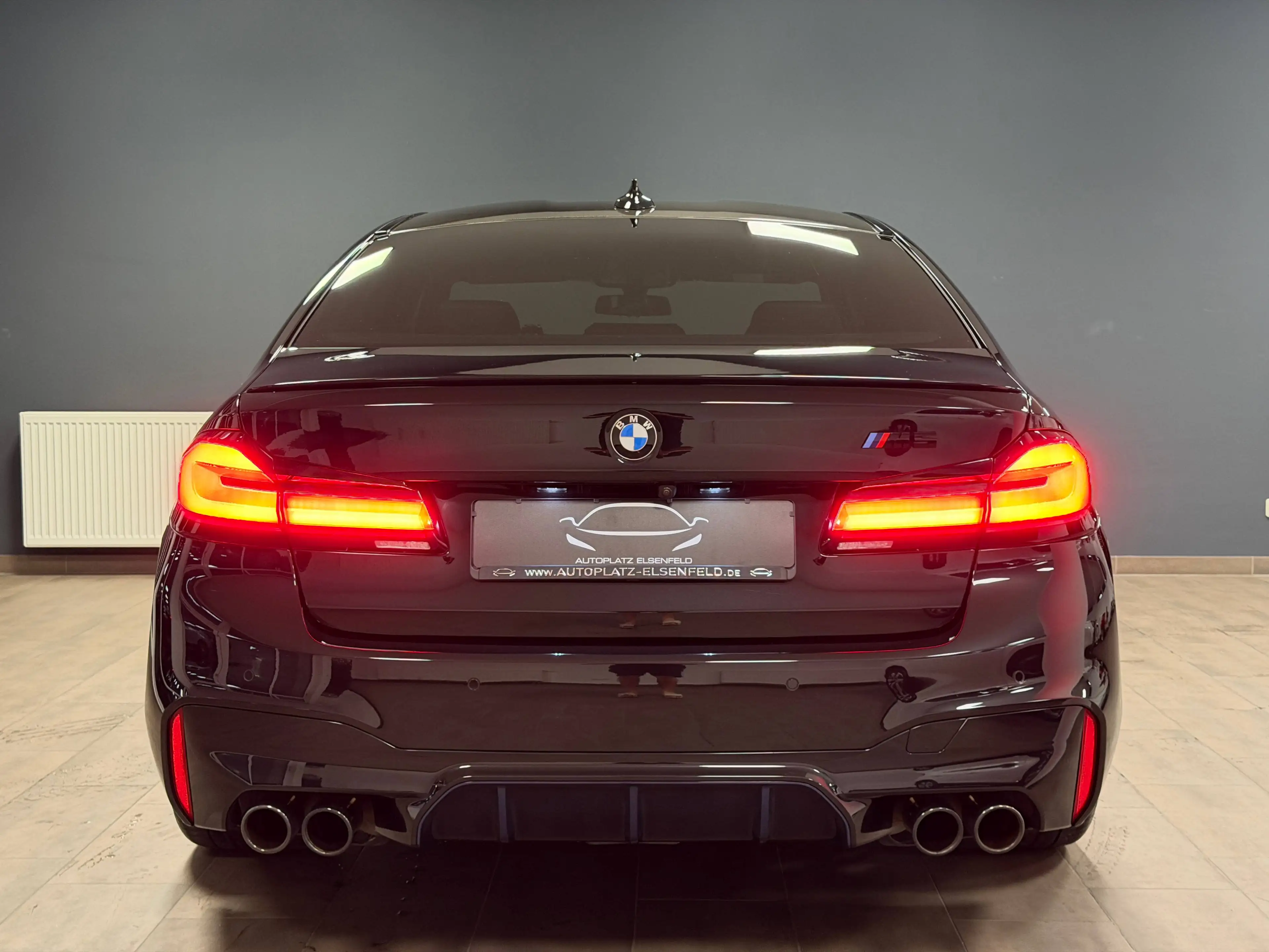 BMW M5 F90 4.4 V8 CARBON/NAPPA/HUD/360°/ACC/MEMORY/H&K — photo 6