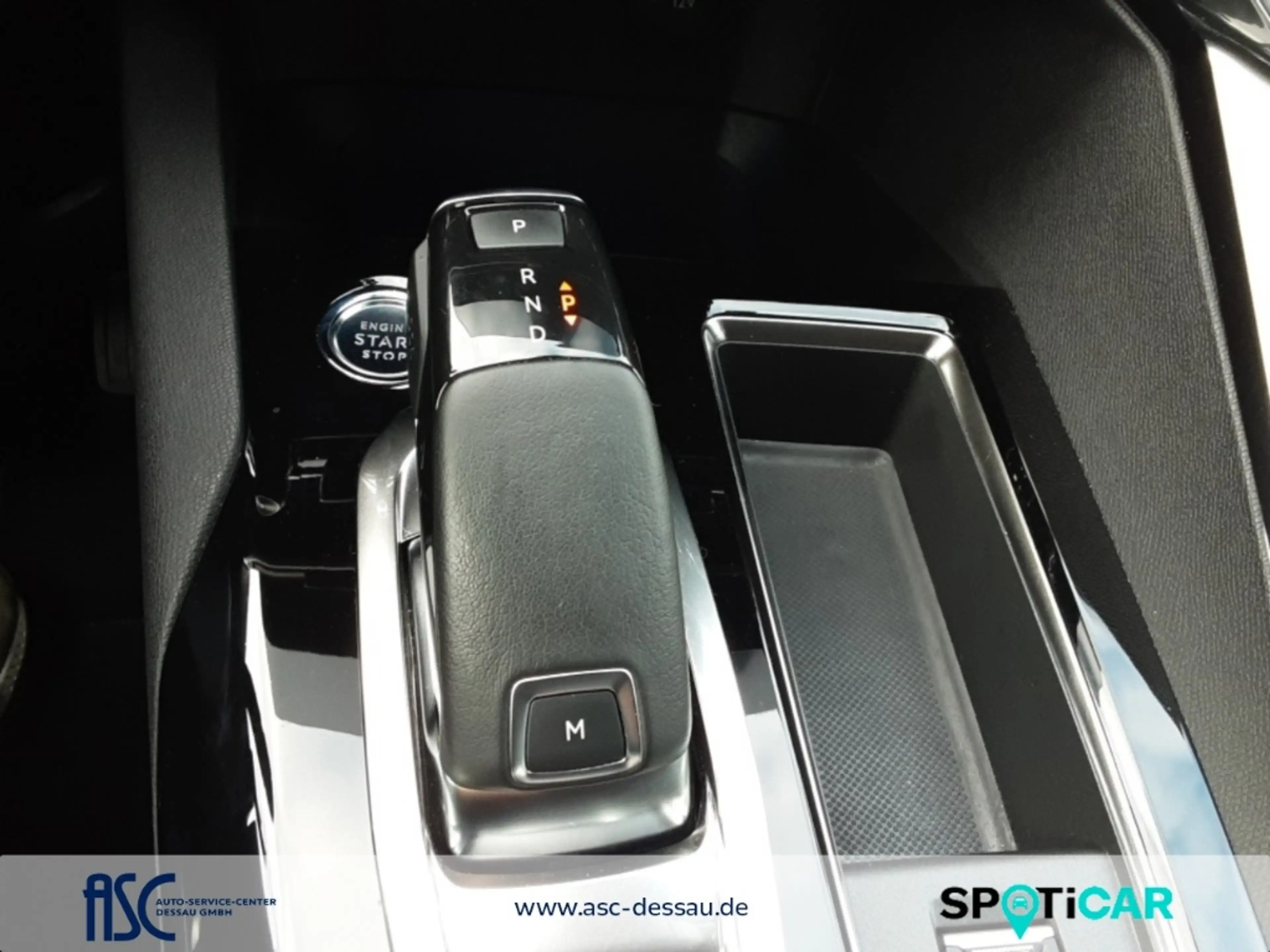 Peugeot 5008 ALL. 130 EAT8 ,7Sitzer,Navi,el.Heckkl.,Kamera,SHZ, — photo 14
