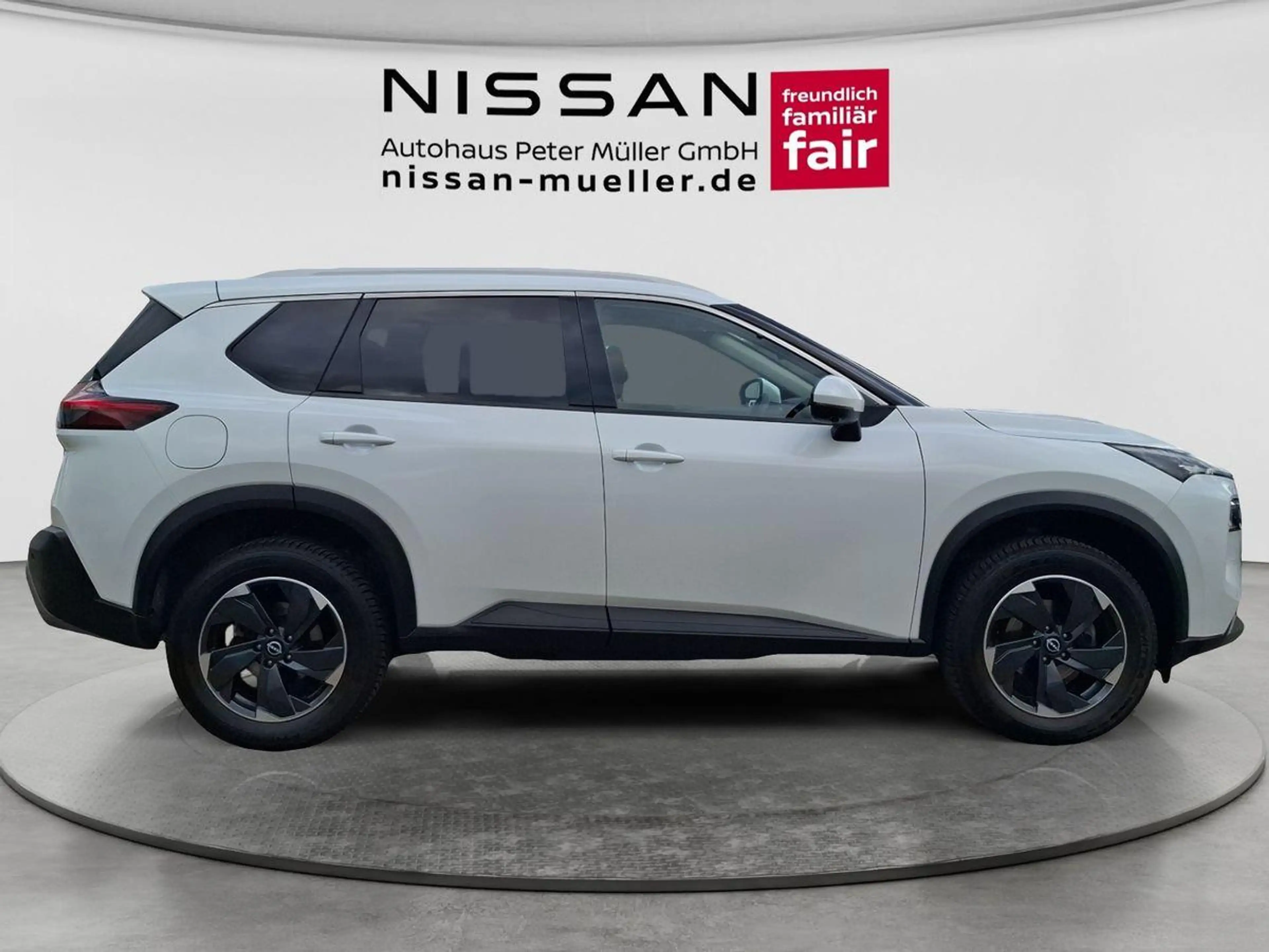 Nissan X-Trail 1.5 VC-T MHEV 163 PS Xtronic 4x2 N-Connecta 5 Sitz — photo 6