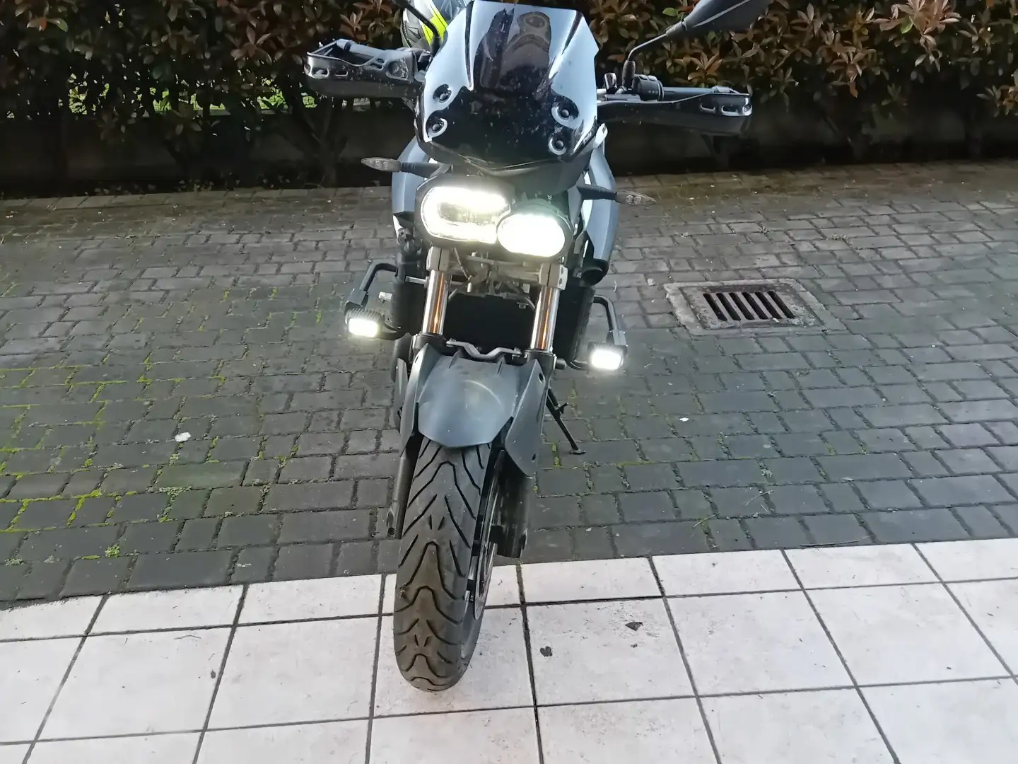 BMW F 800 R Alb - 1