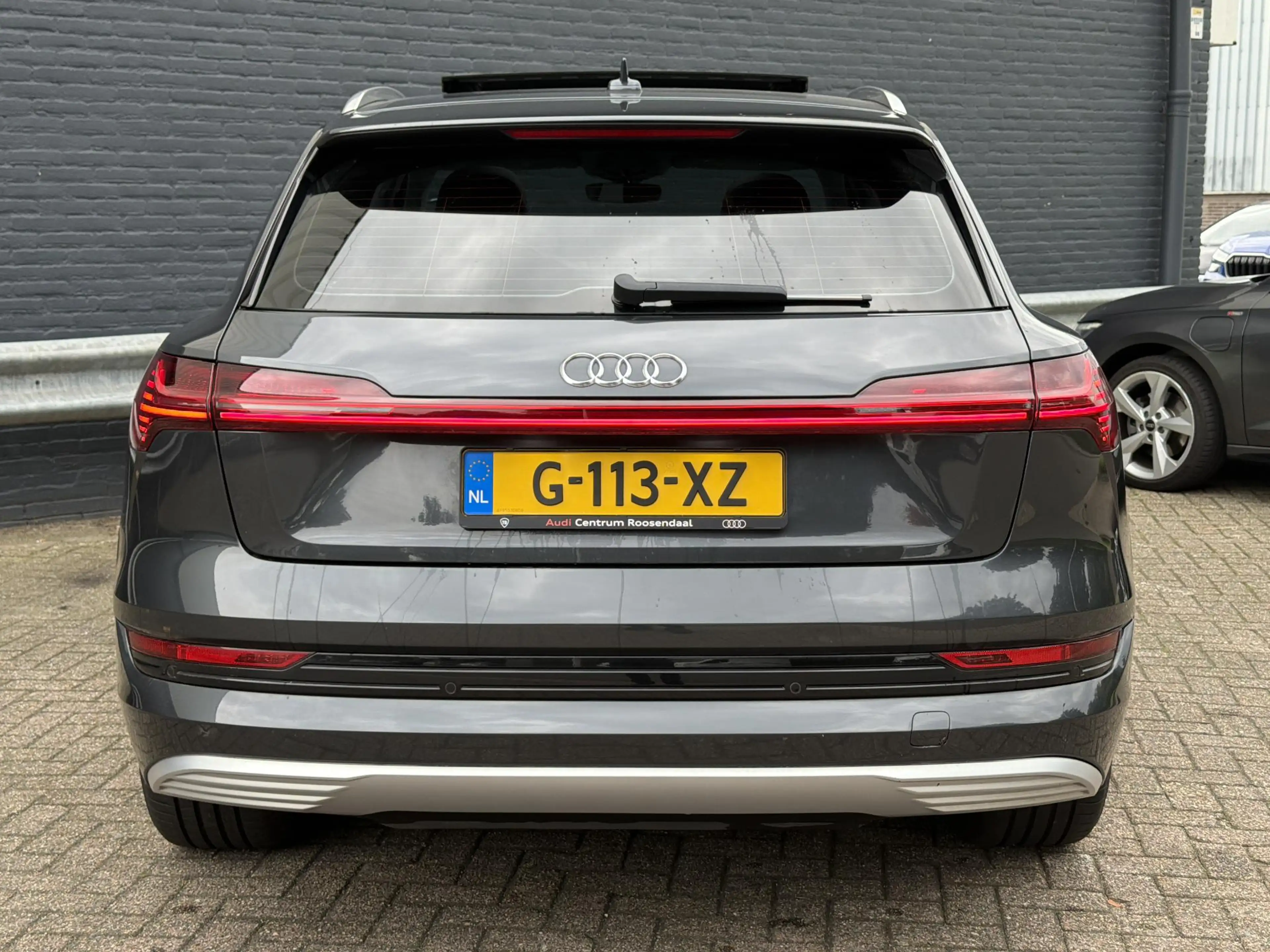 Audi e-tron e-tron 50 quattro Launch edition plus 71 kWh | Led — photo 6
