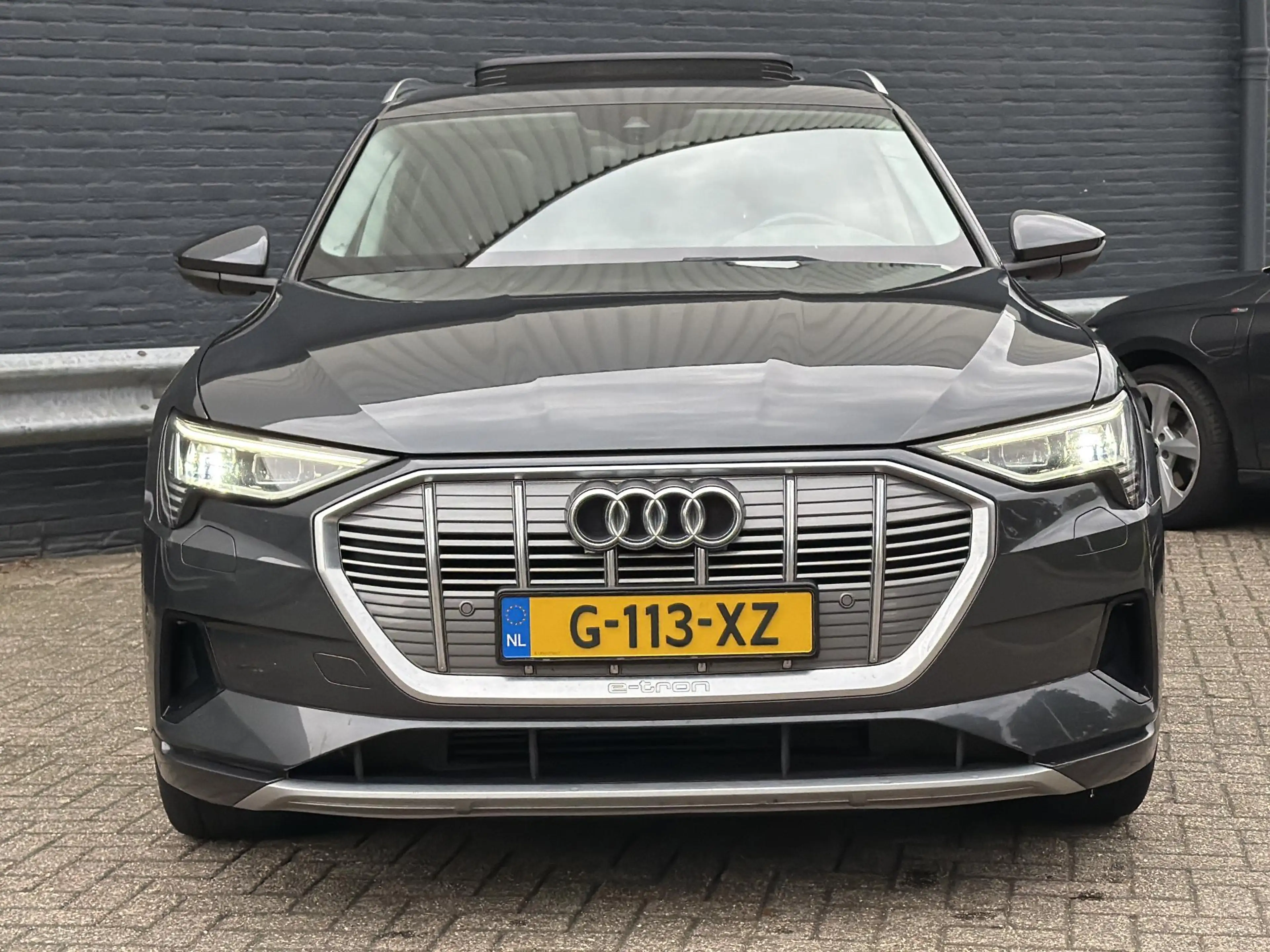 Audi e-tron e-tron 50 quattro Launch edition plus 71 kWh | Led — photo 5