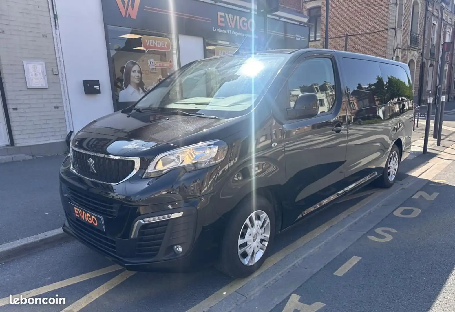 Peugeot Traveller 1.5 BLUEHDI 120 LONG BUSINESS 9 Places S&S Noir - 1
