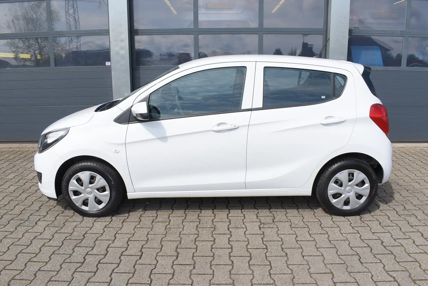 Opel Karl 1.0 ecoFLEX 75pk Edition Weiß - 2