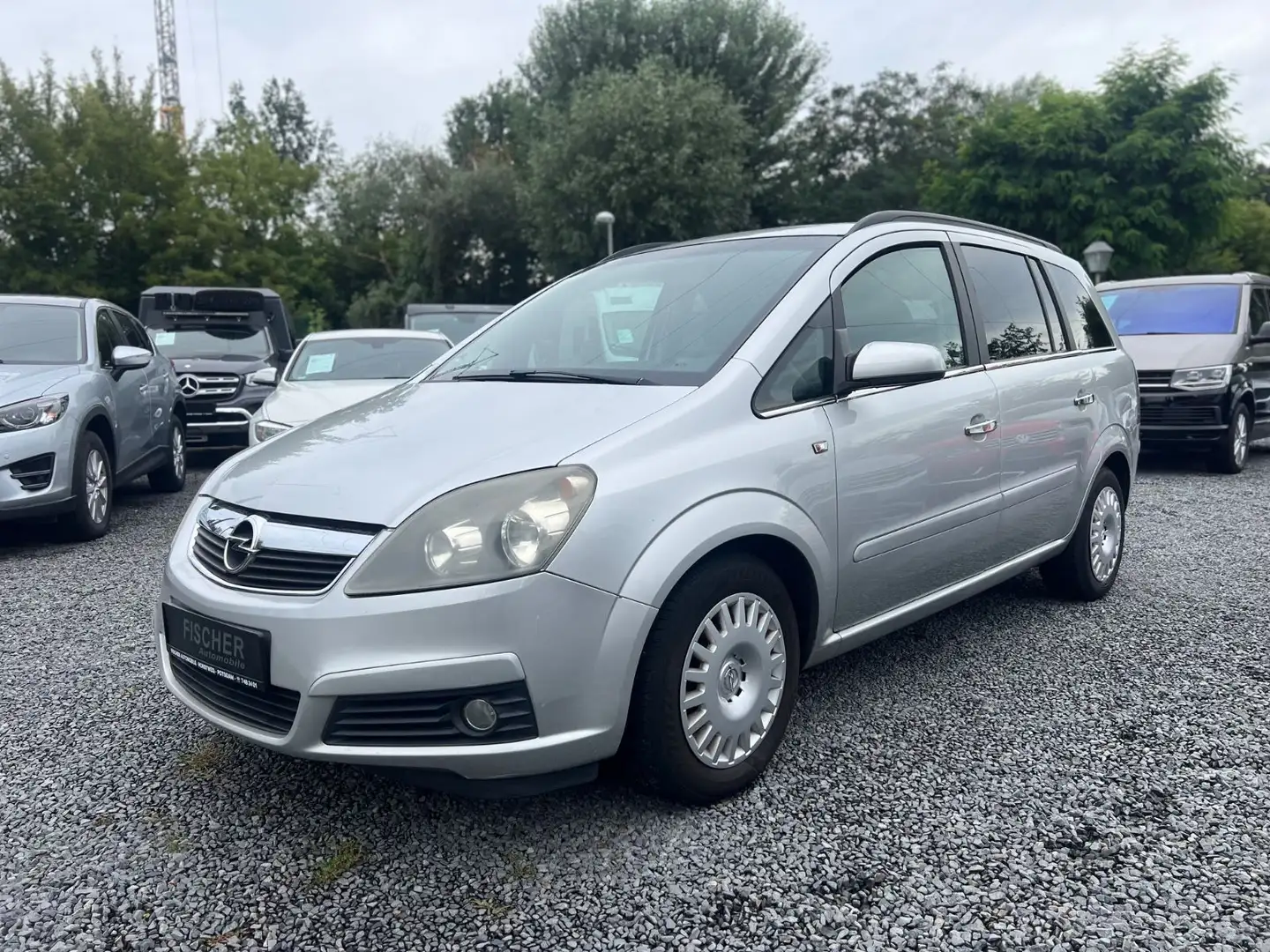 Opel Zafira B Edition+7 SITZER+KLIMA+NAVI+ Silber - 1