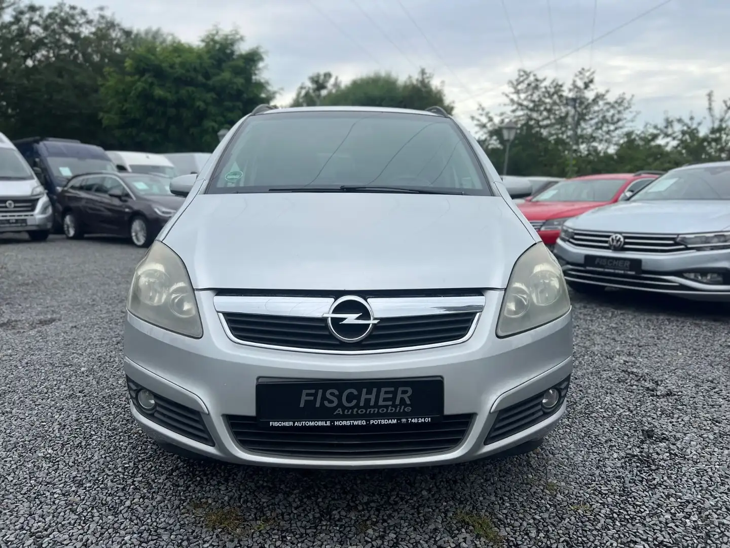 Opel Zafira B Edition+7 SITZER+KLIMA+NAVI+ Silber - 2
