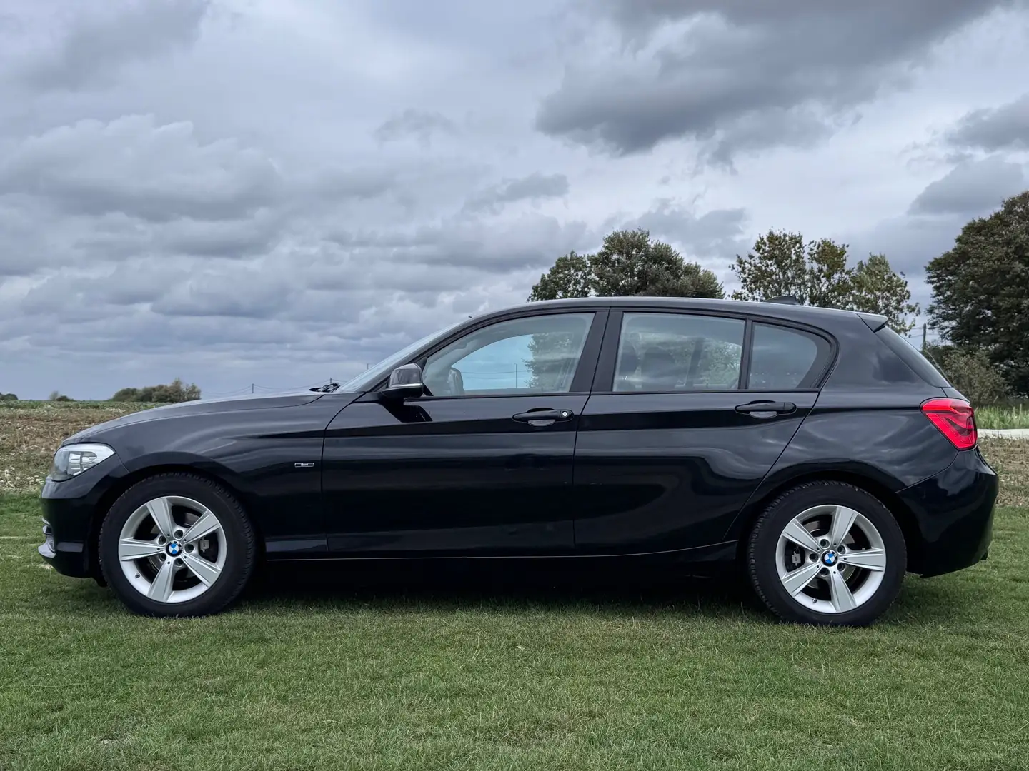 BMW 116 116 d Efficient Dynamics Sport Edition Noir - 2