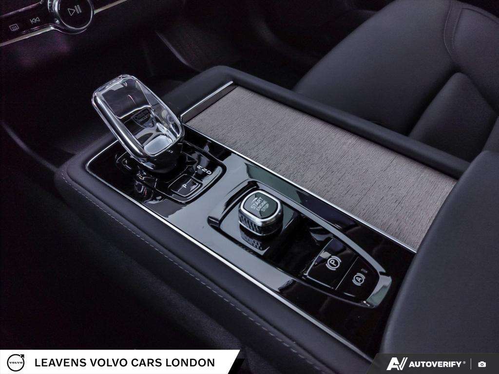 2026 Volvo XC90 Plus | Clean Carfax | CPO | 3.99% Finance thumb 18