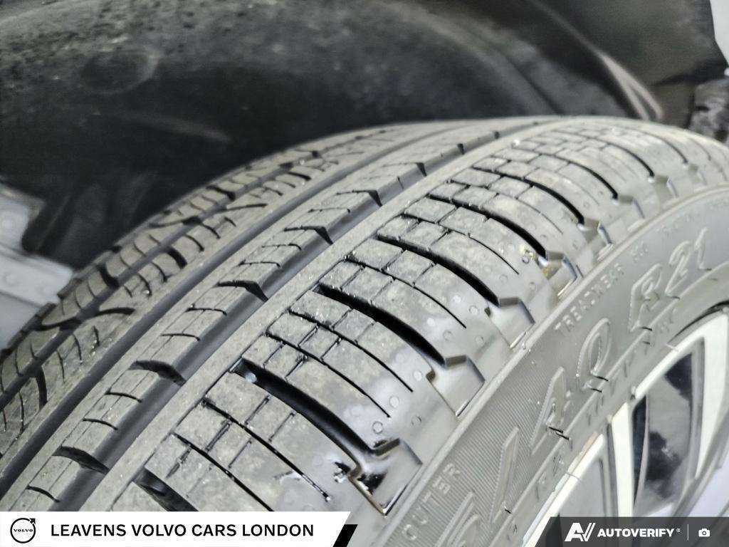 2026 Volvo XC90 Plus | Clean Carfax | CPO | 3.99% Finance thumb 7