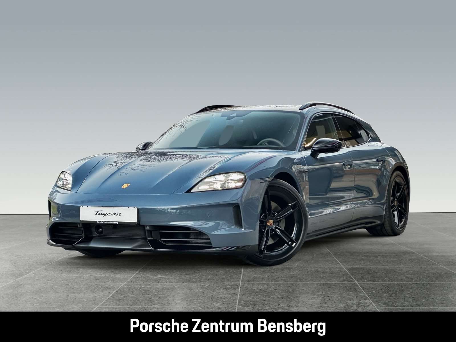 Second hand Porsche Taycan 