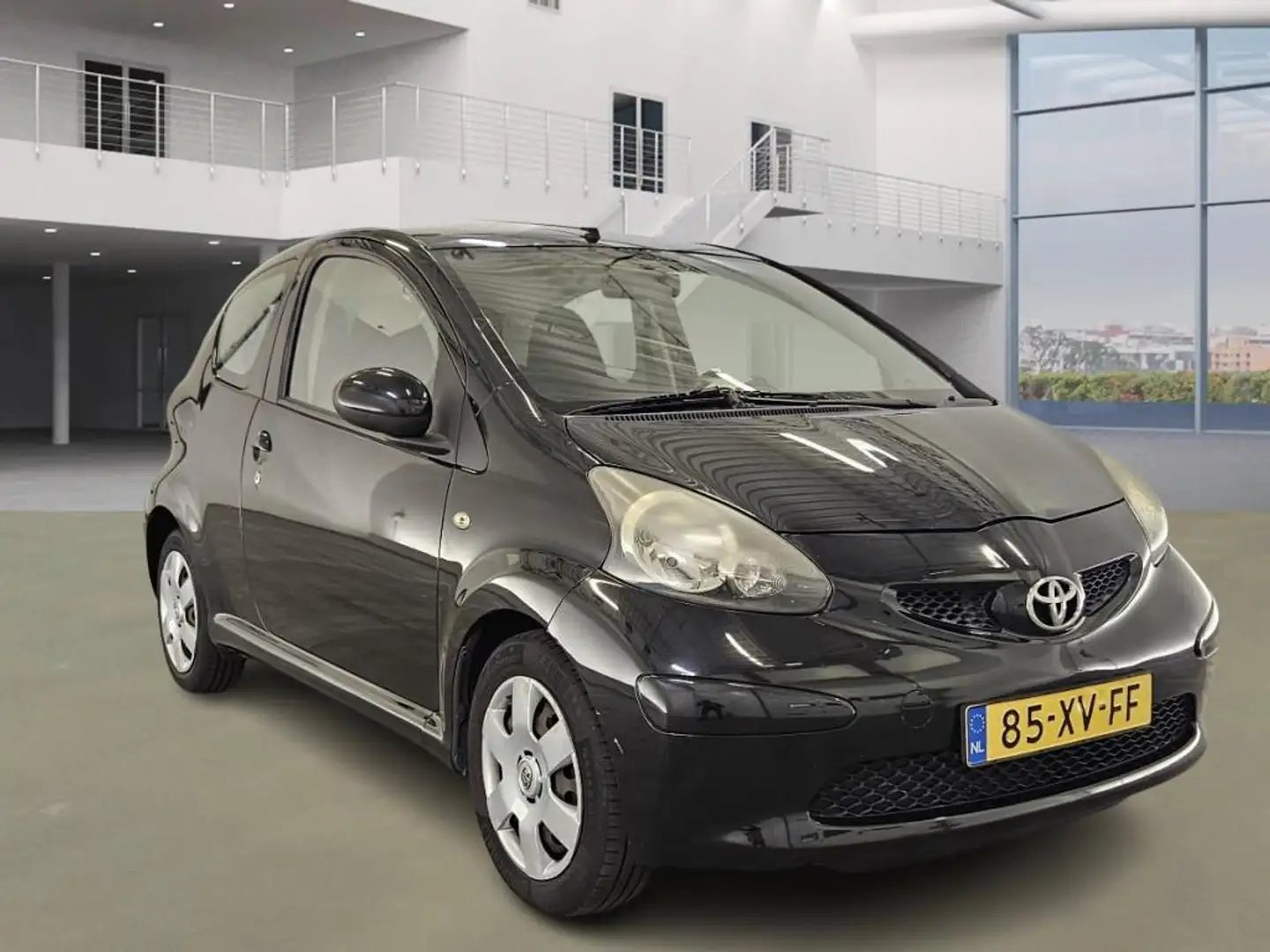 Toyota Aygo 1.0-12V +/AIRCO/ELEKRAMEN/STUURBEKR/3XSLEUTELS/CEN Negro - 2