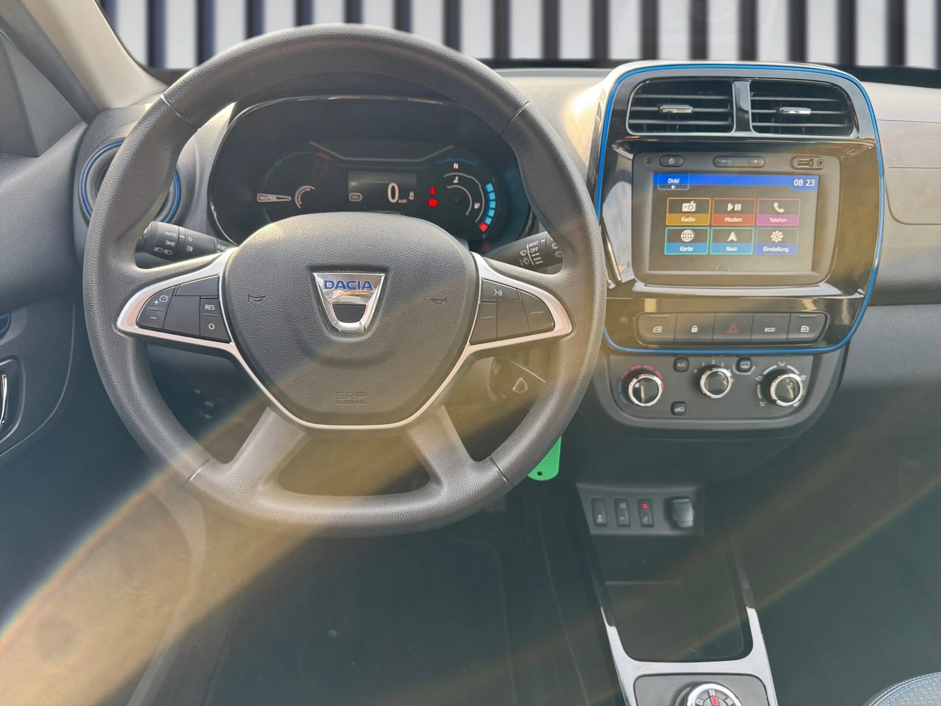 Dacia Spring Electric 45 Comfort Plus Navi+Kam.+PDC — photo 8