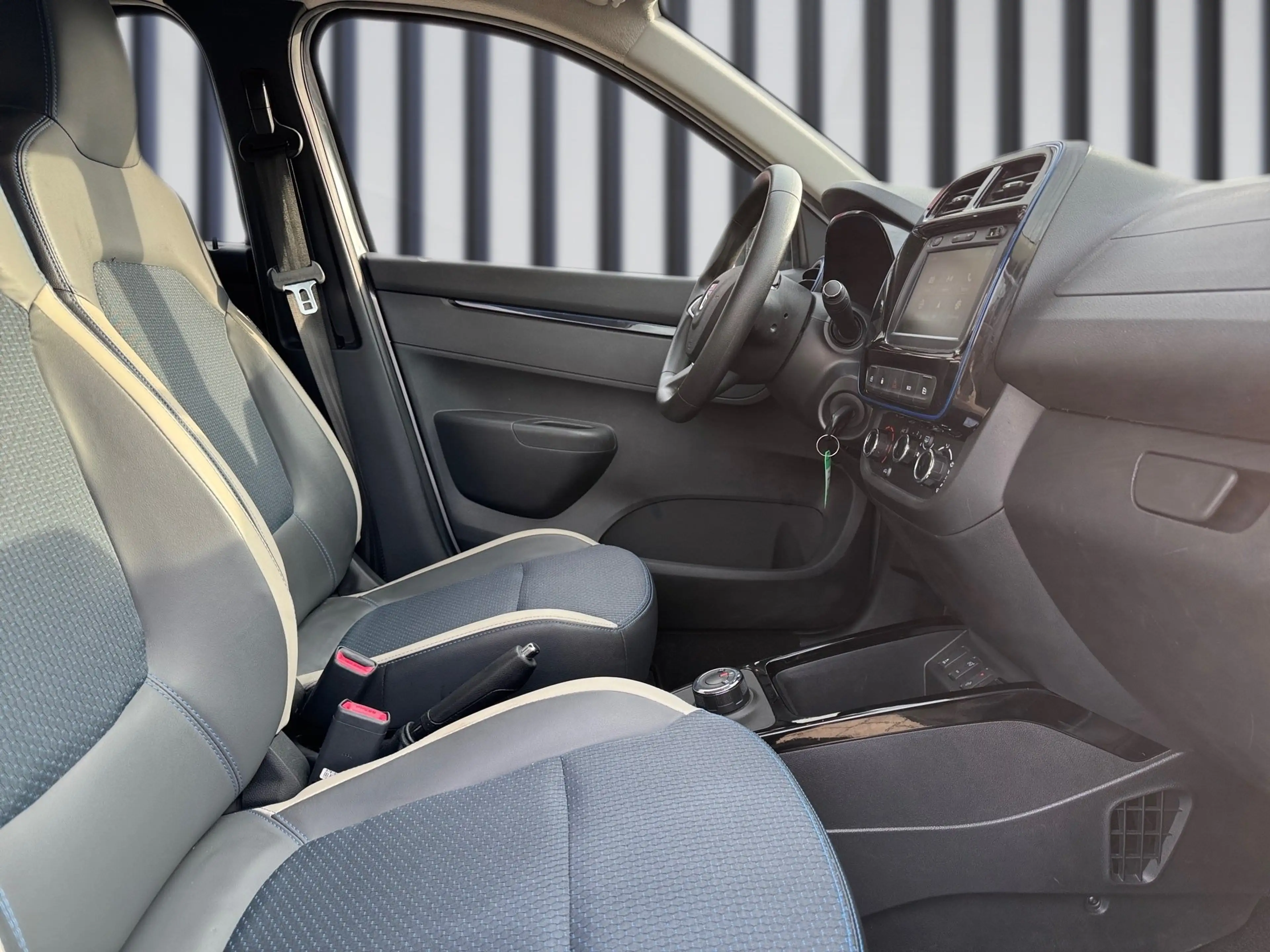 Dacia Spring Electric 45 Comfort Plus Navi+Kam.+PDC — photo 13
