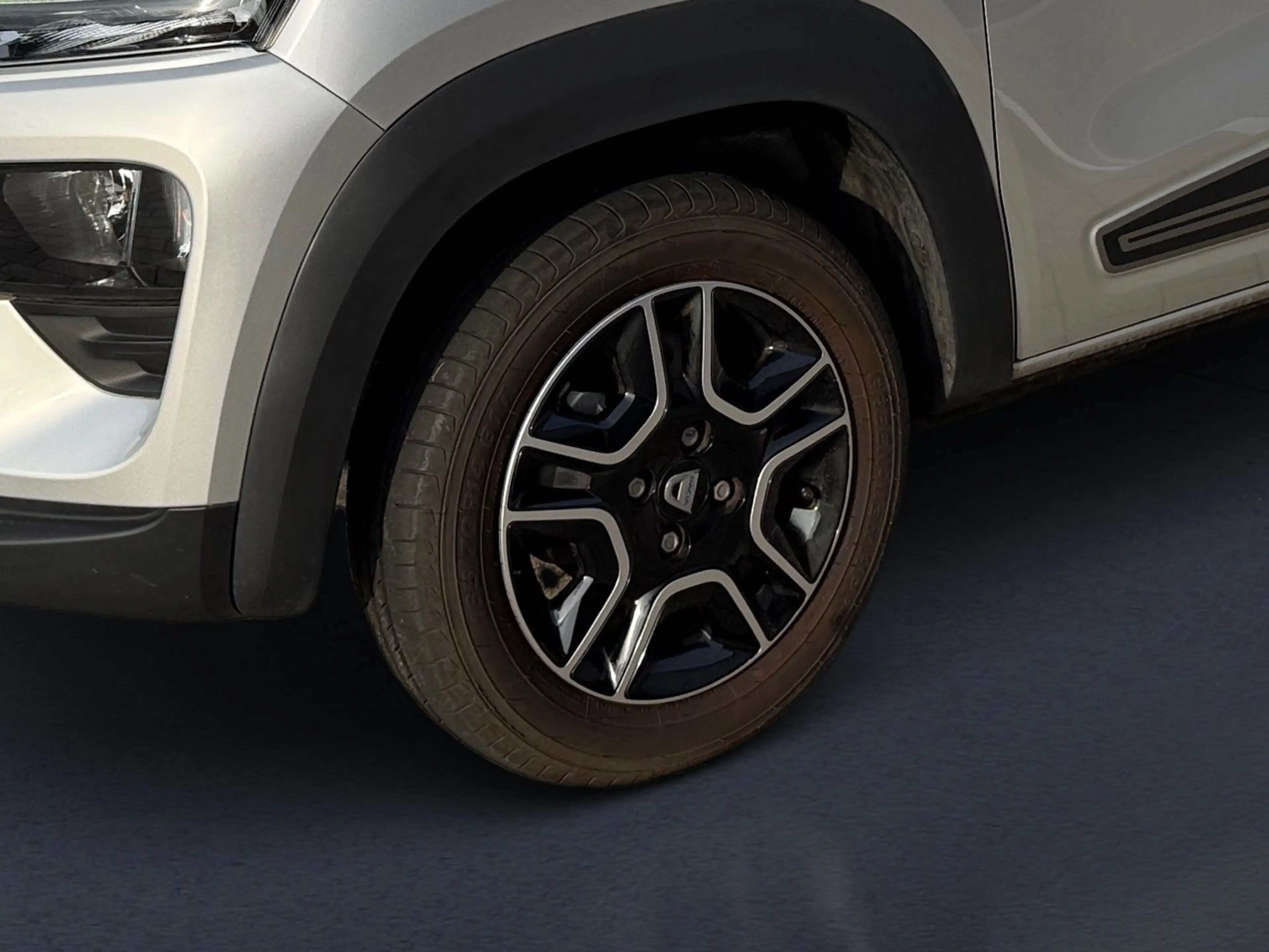 Dacia Spring Electric 45 Comfort Plus Navi+Kam.+PDC — photo 4