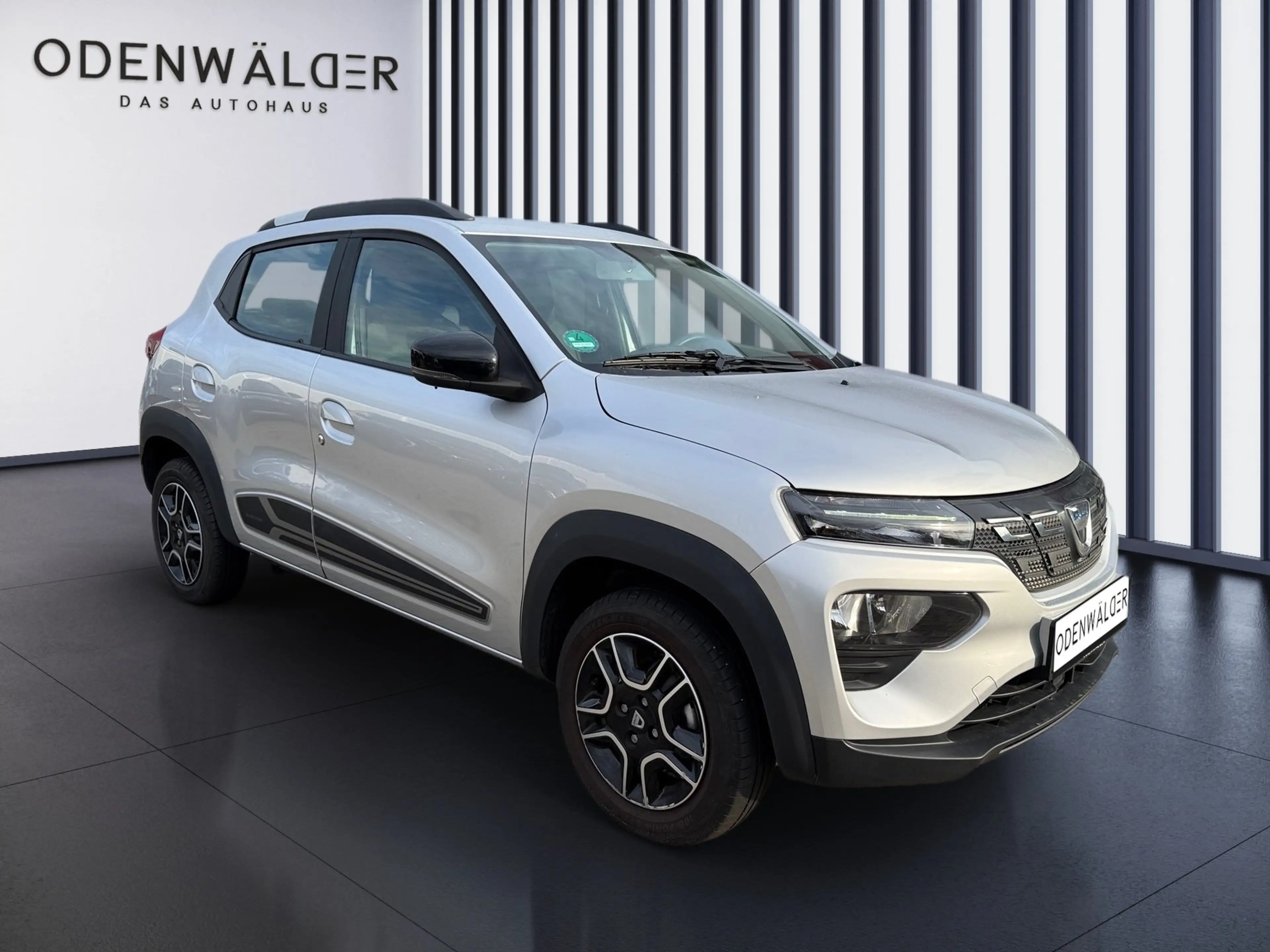 Dacia Spring Electric 45 Comfort Plus Navi+Kam.+PDC — photo 14