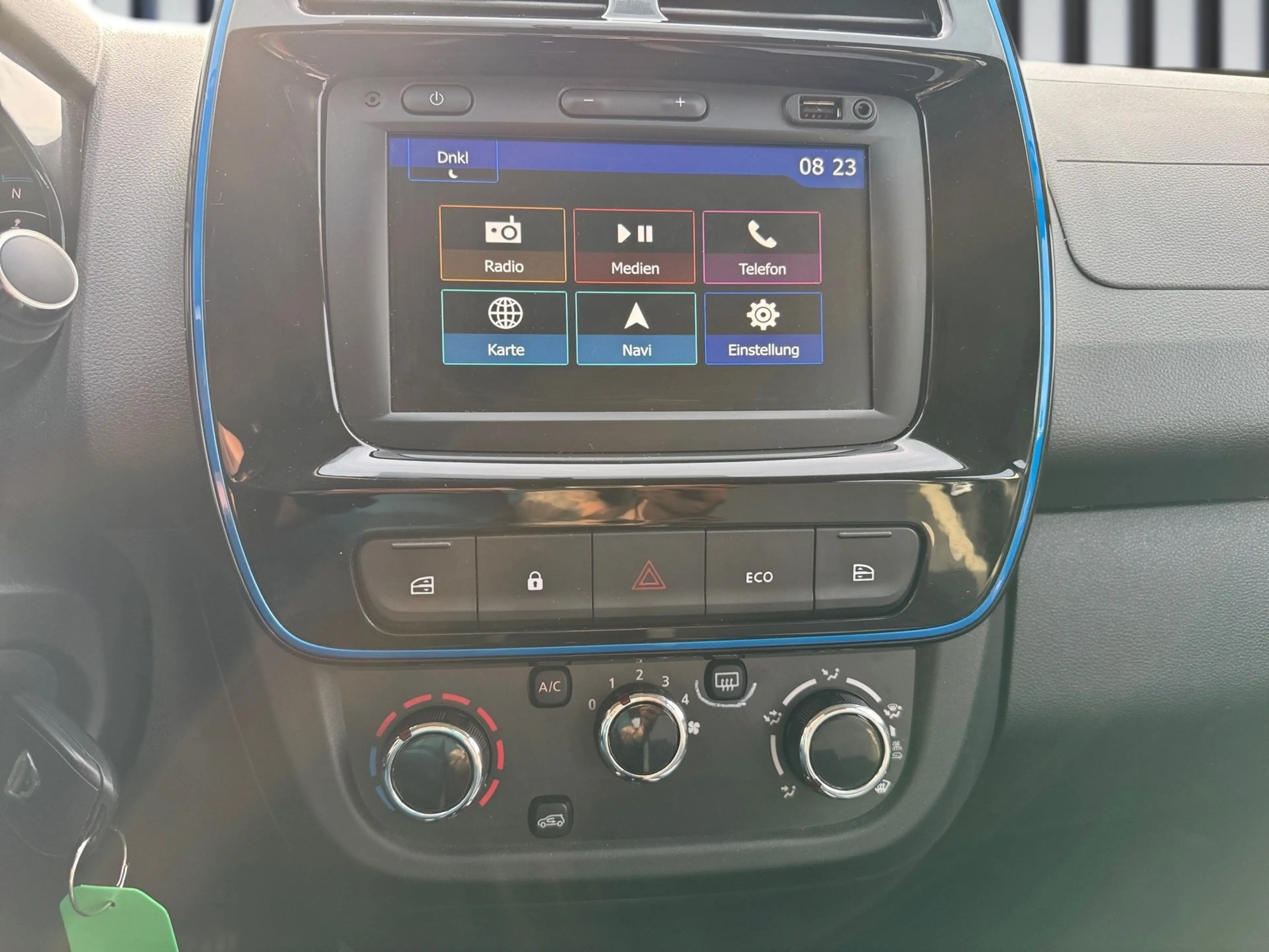 Dacia Spring Electric 45 Comfort Plus Navi+Kam.+PDC — photo 6