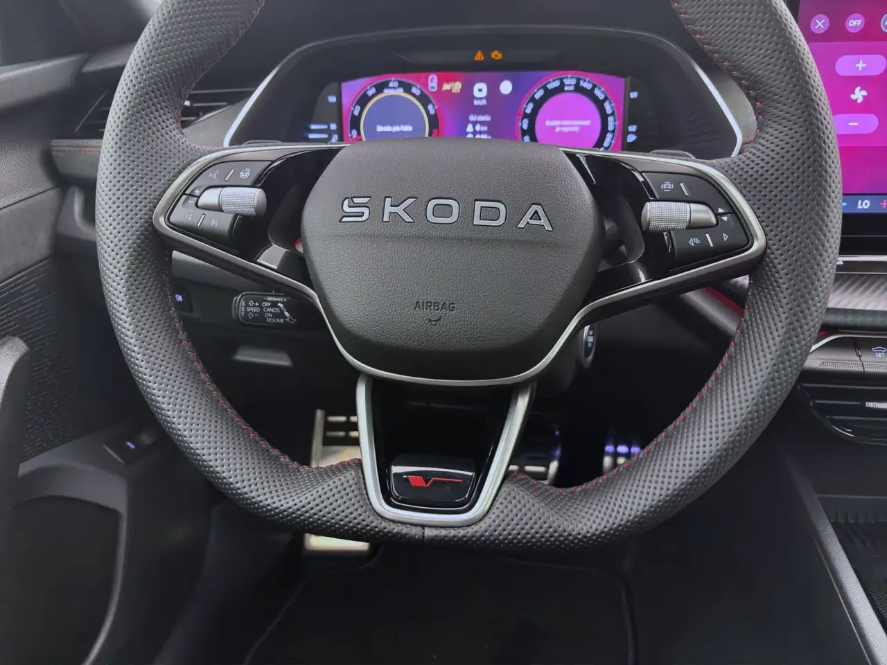 Skoda Octavia 2026 — фото 13