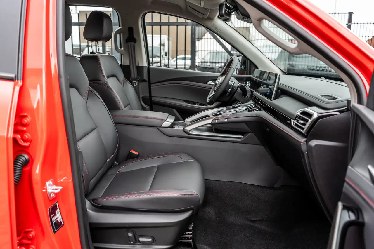 Maxus T60 Luxury 2.0D 4X4 - Automaat - 3500kg sleep. - 32.000ex 12