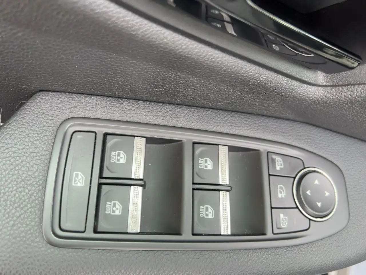 Renault Megane EV60 220hp EQUILIBRE Optimum Charge, миниатюра 13