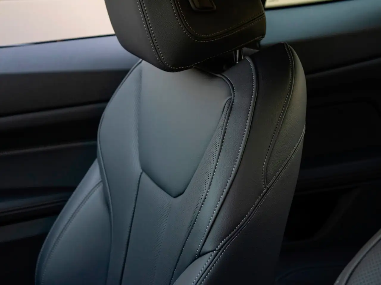 BMW 4 Series снимка BMW 4 Series