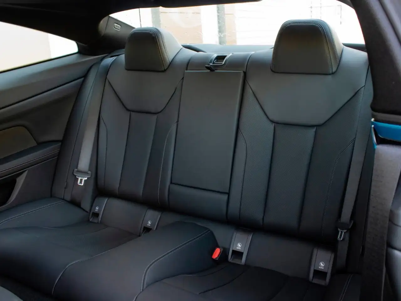BMW 4 Series снимка BMW 4 Series