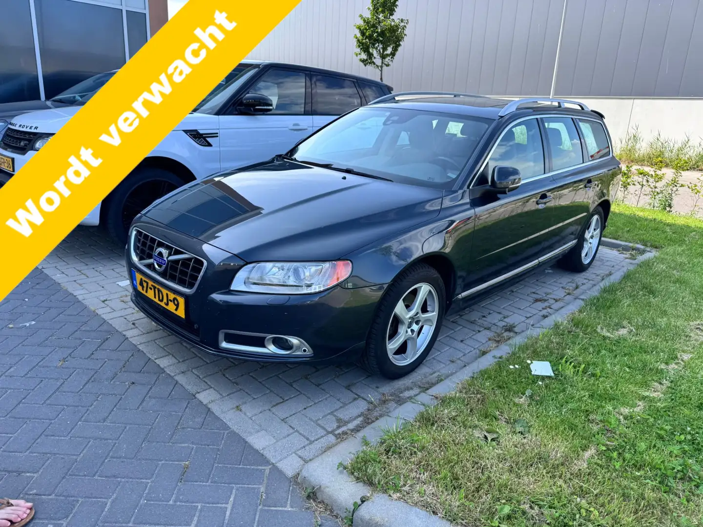 Volvo V70 1.6 T4 Limited Edition nieuwstaat! leer airco/ecc Grijs - 1