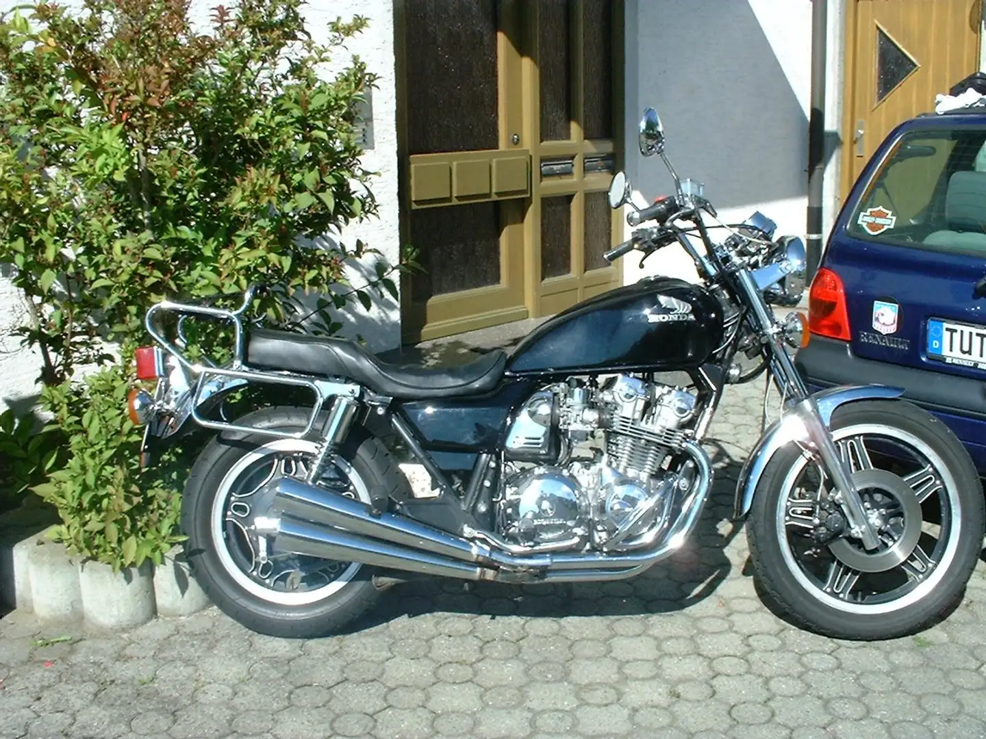 Honda CB 750 four CB 750C - RC06 Noir - 2